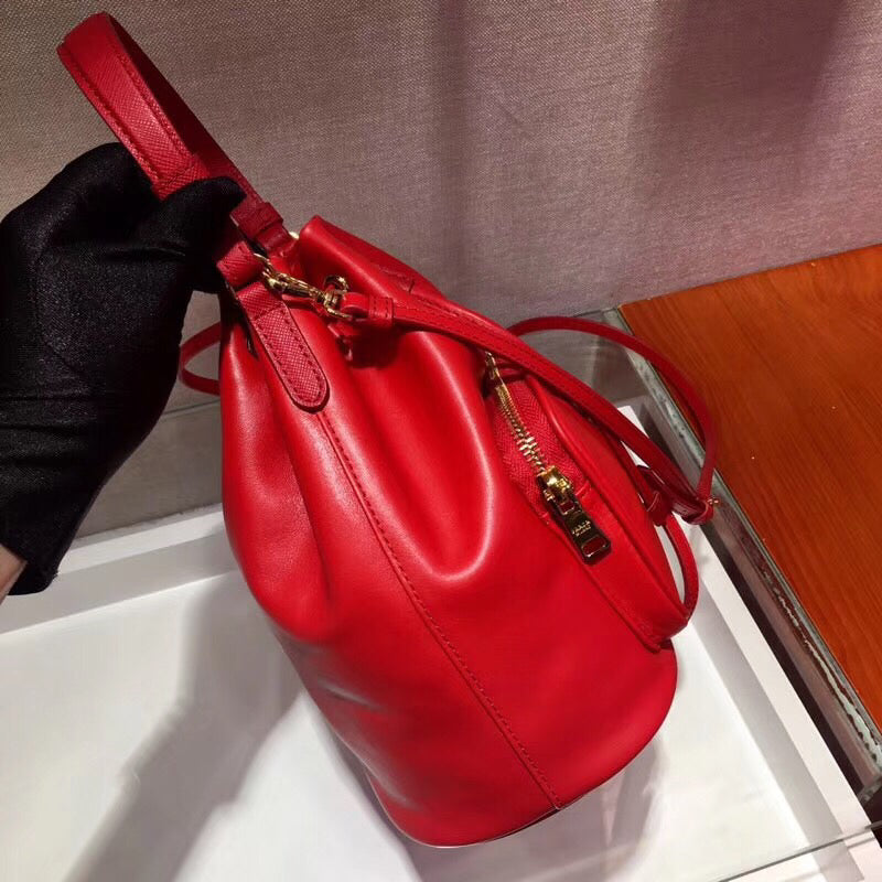 Prada Bag In Calfskin Red Bucket Bucket Bag