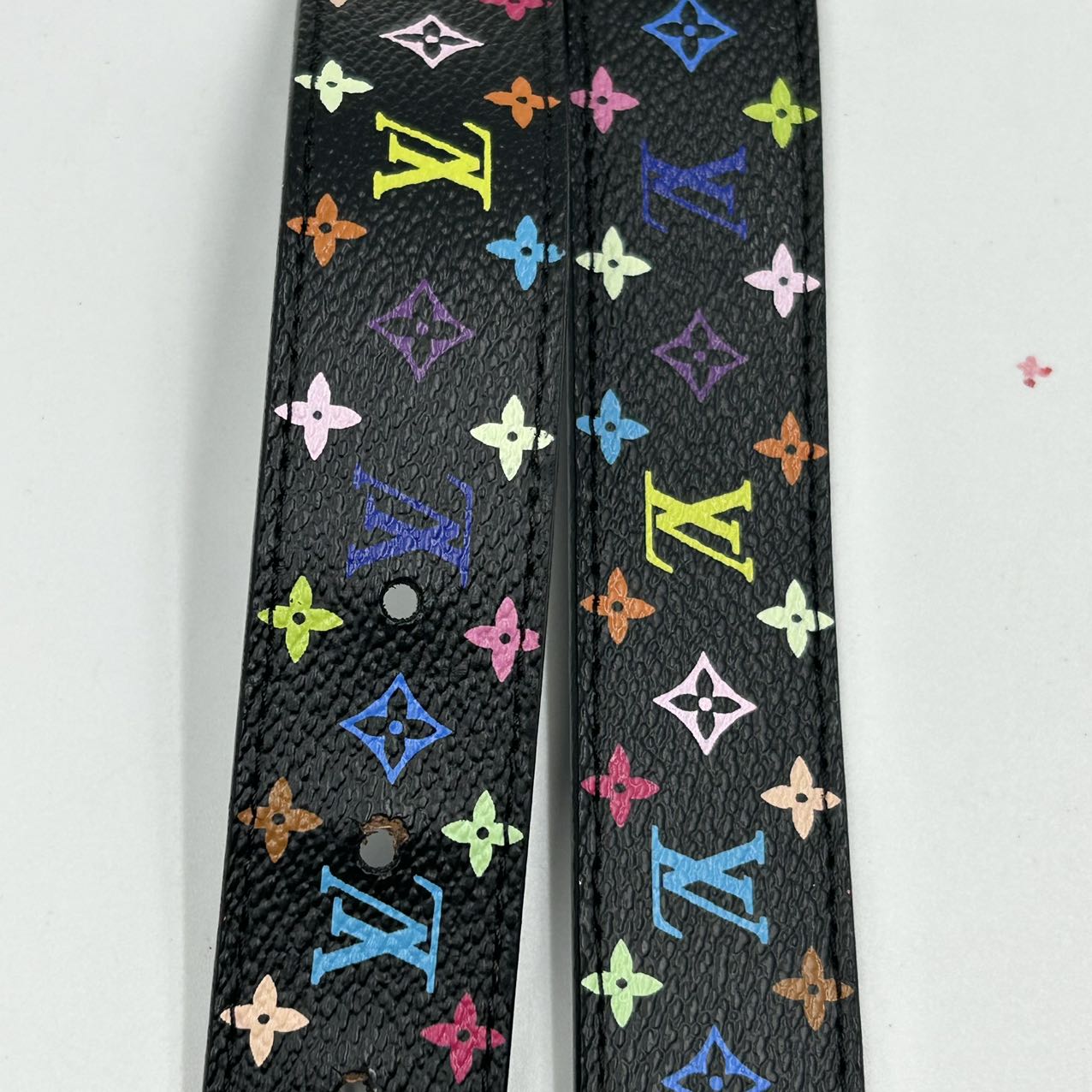 Louis Vuitton Monogram Suntulle Fashion Accessory