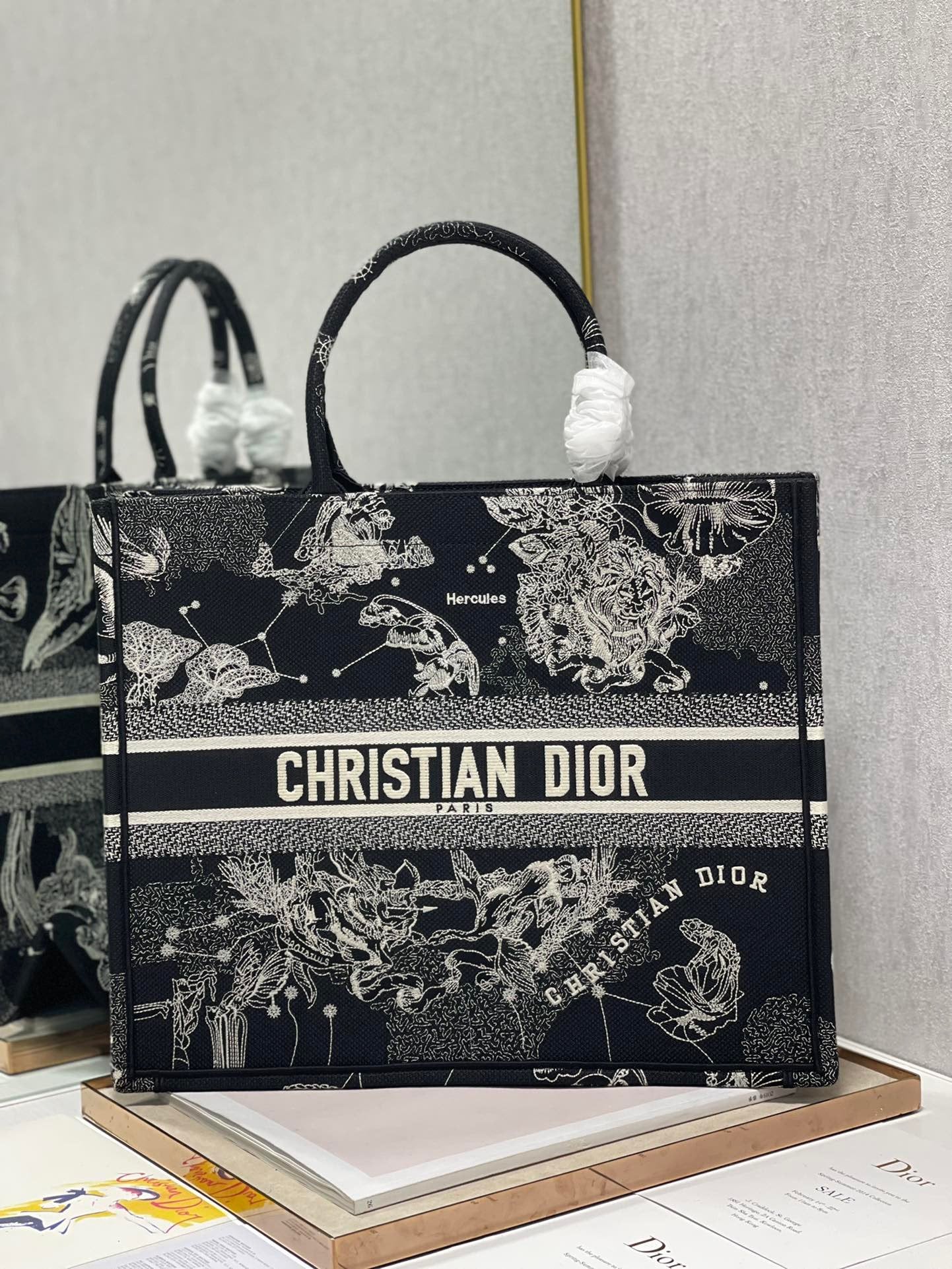 Book Cd Black White Large Book Tote Bag
