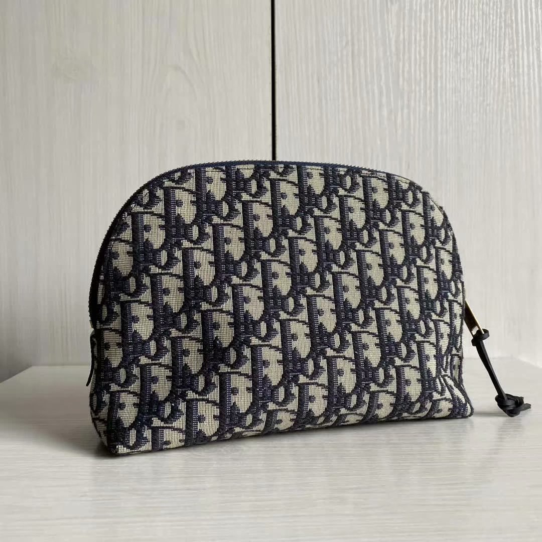 Oblique Beauty Cd Black Large Travel Bag