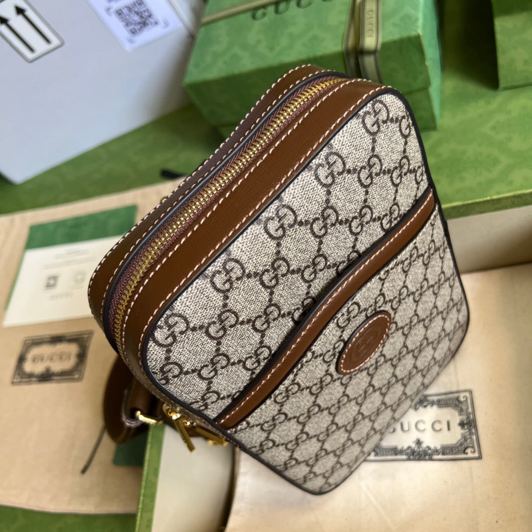 gg Sling Backpack Interlocking G Canvas Beige