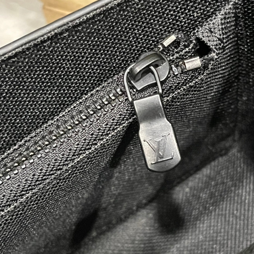 EN - Luxury LUV 869 Travel Bag