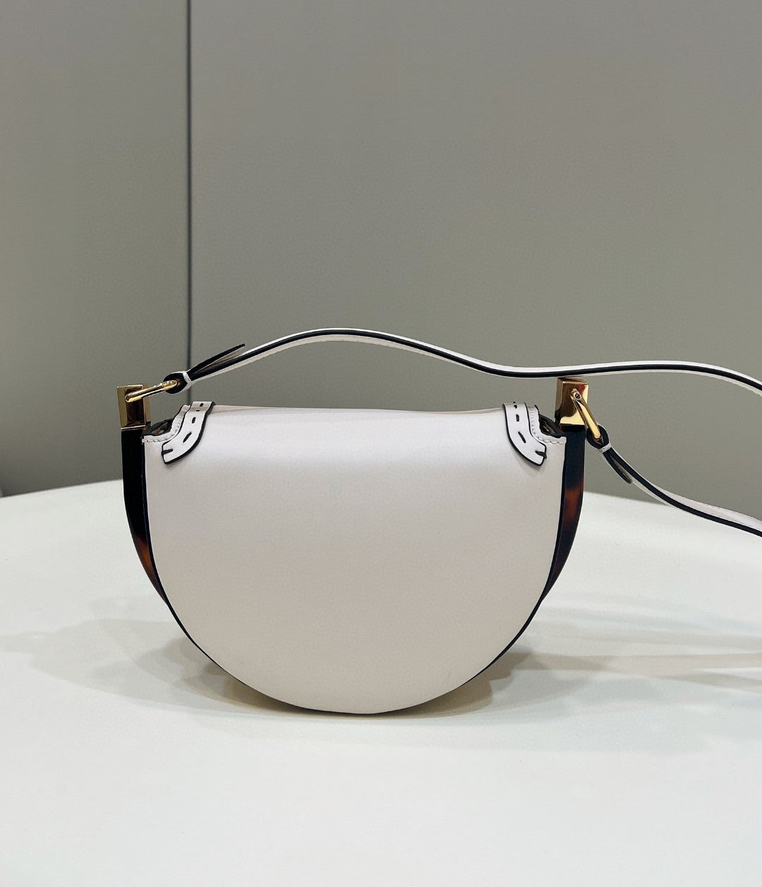 Top QualityTop Quality Moonlight Saddle White Handbag