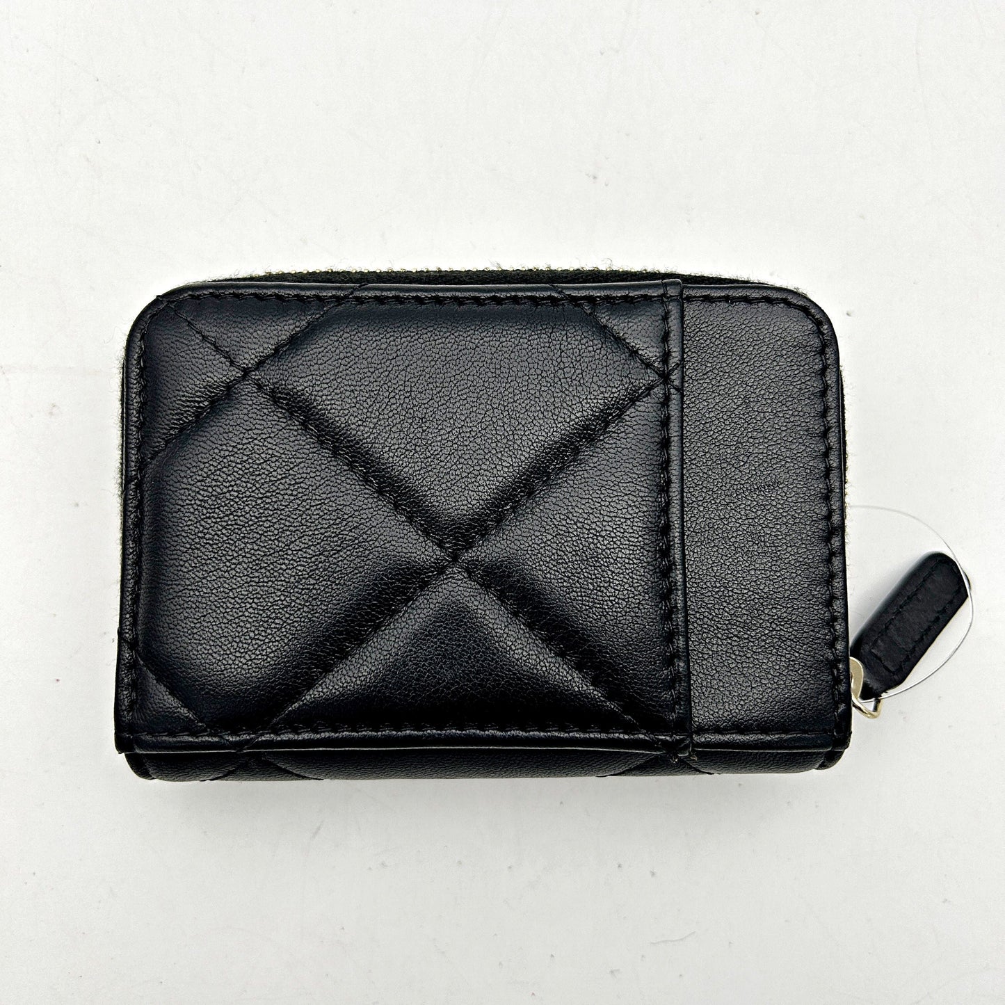 CHANEL Lambskin Quilted Chanel 19 Vertical Zip Card Holder Wallet Black ch8877cc