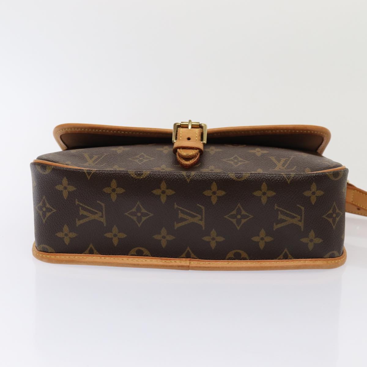 LOUIS VUITTON Sologne Shoulder Bag