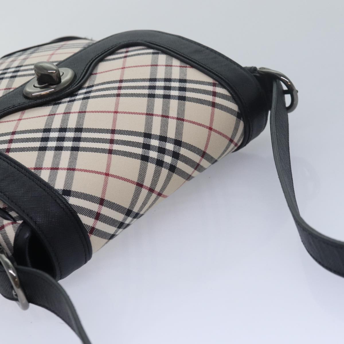 Burberry Luxury Nova Check Shoulder Bag Shoulder Bag 211