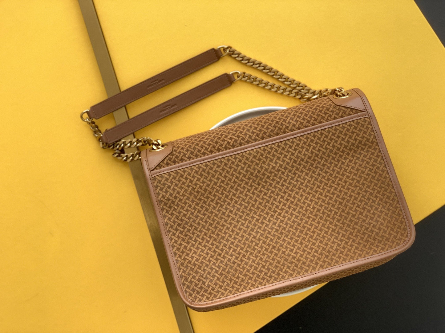 YSL Saint Laurent Niki Shoulder Bag Chain Gold Toned Hardware