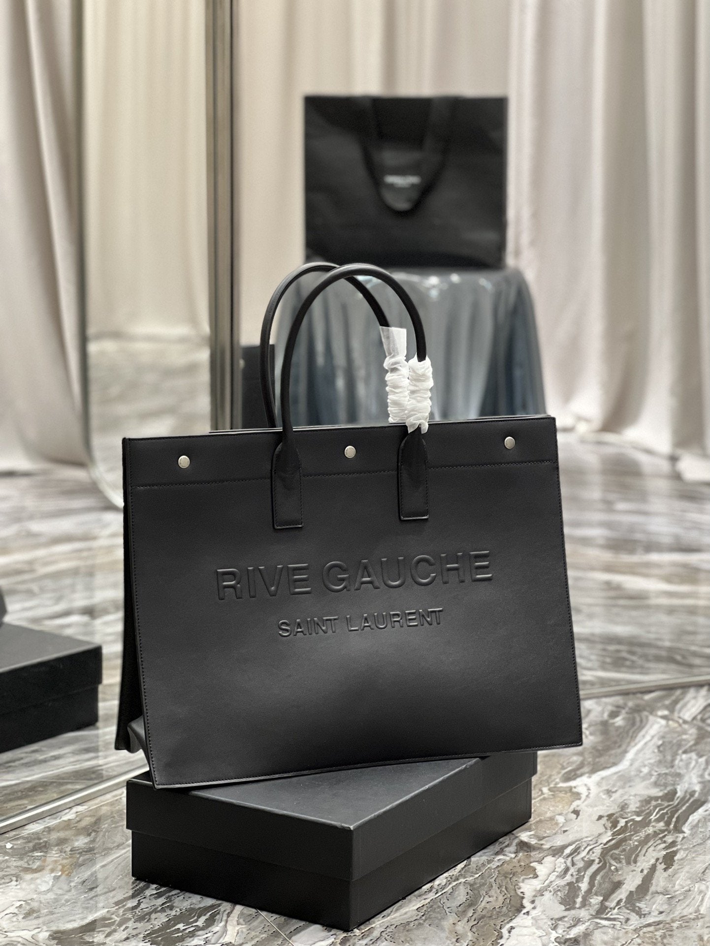 YSL Saint Laurent Rive Gauche 18.9in 48cm Black Tote Bag