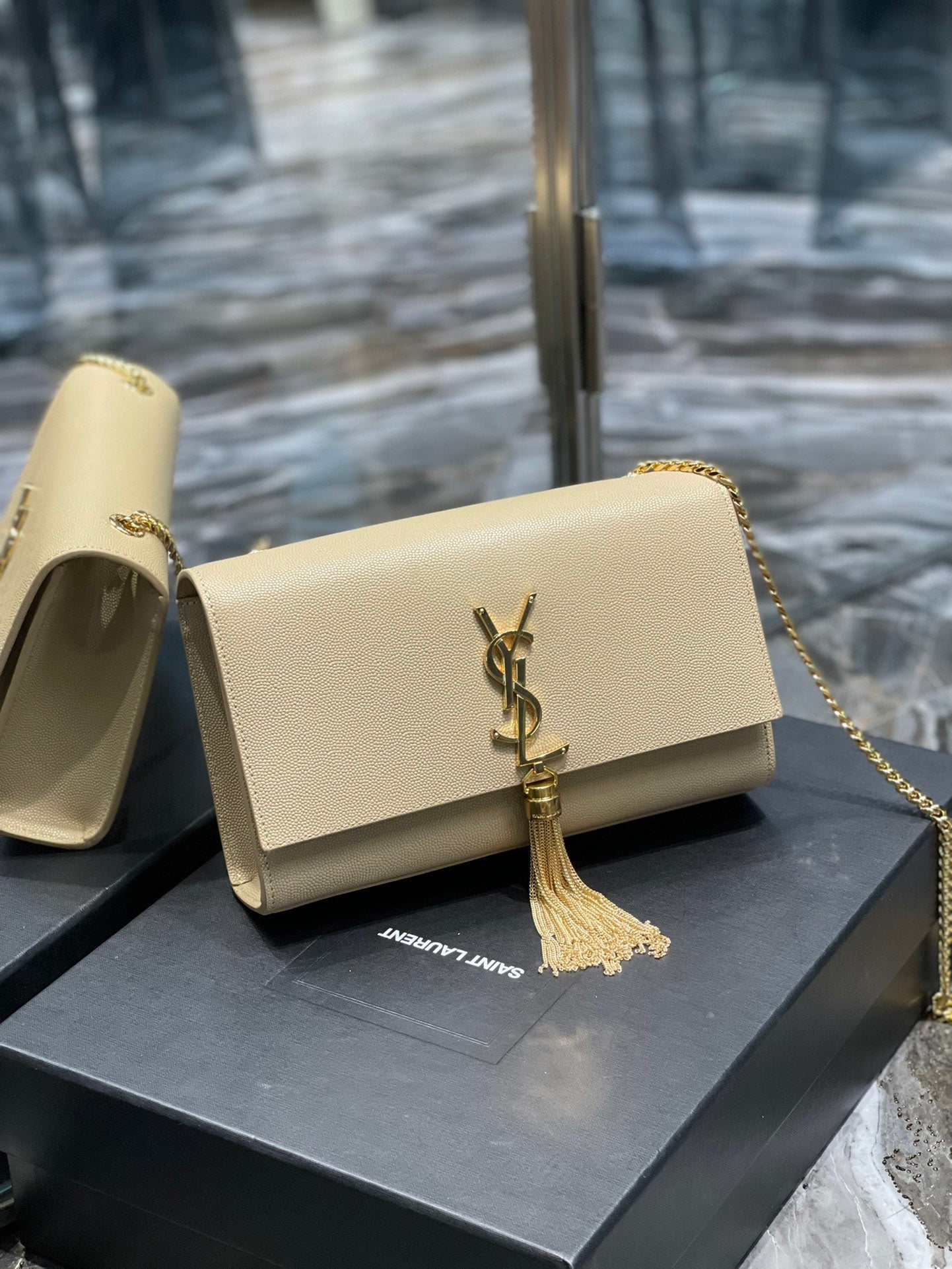 YSL Saint Laurent YSL Top Quality Kata Metop Qualityum Bag Beige Chain Travel Bag