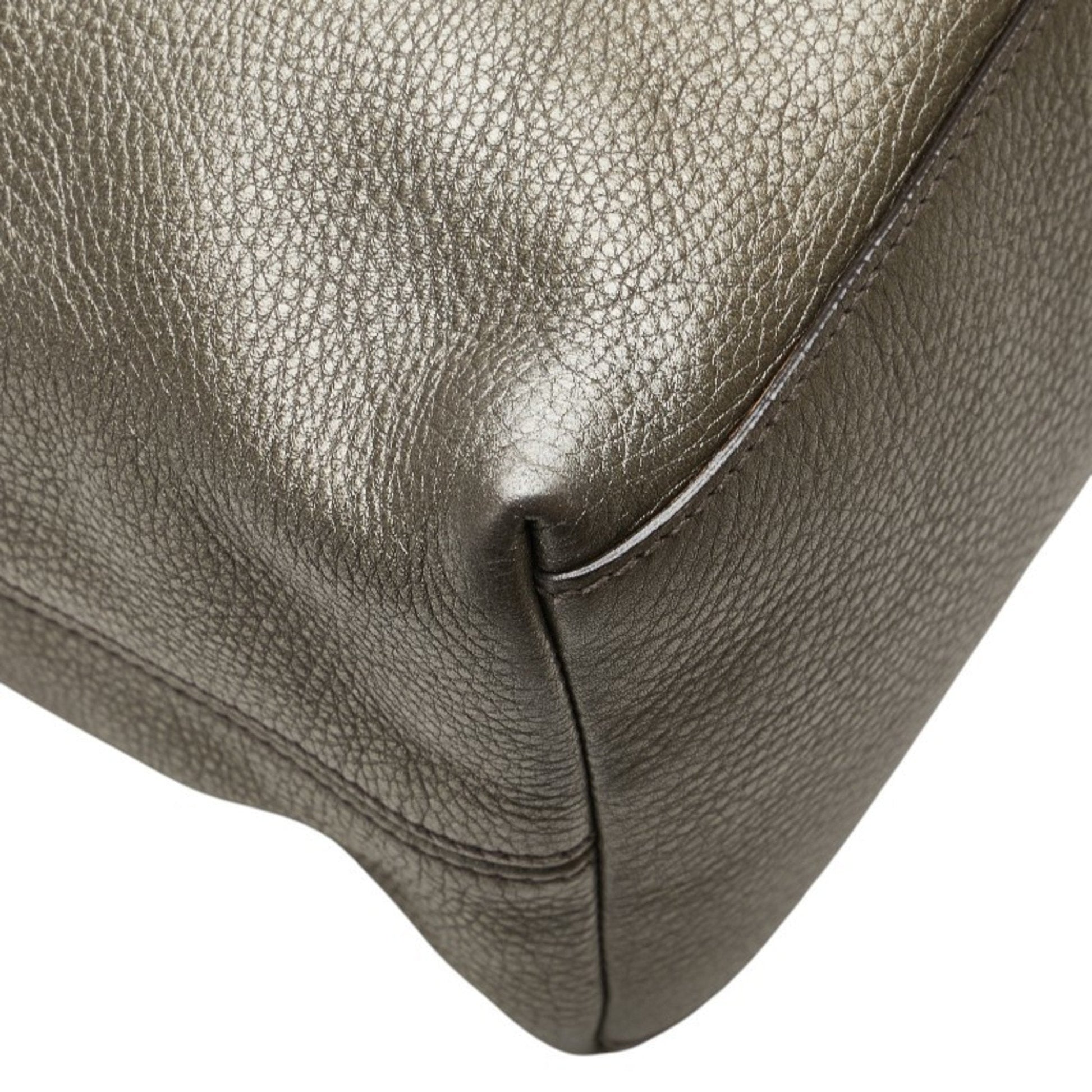 Gucci Gold Leather Shoulder Bag