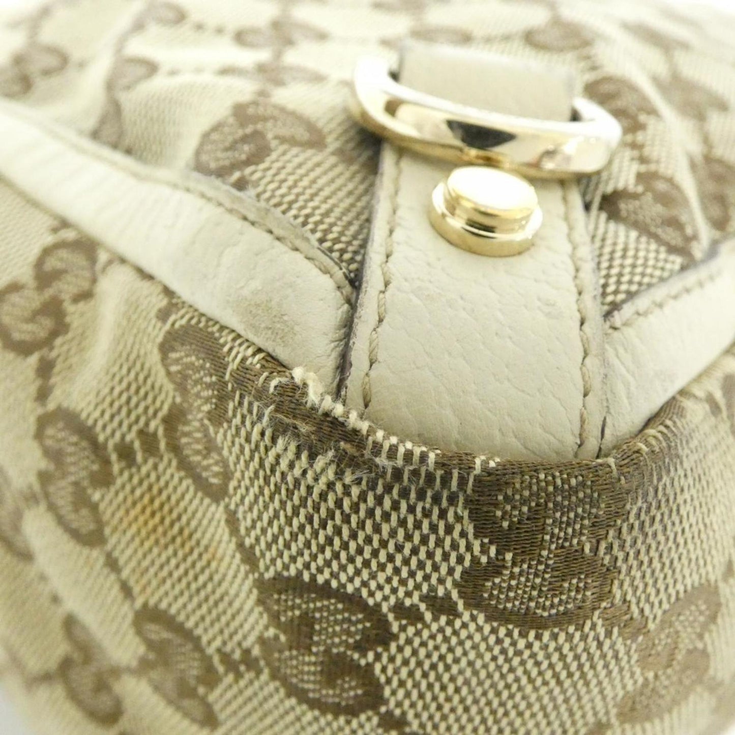 Gucci Beige Ivory Gg Canvas Handbag
