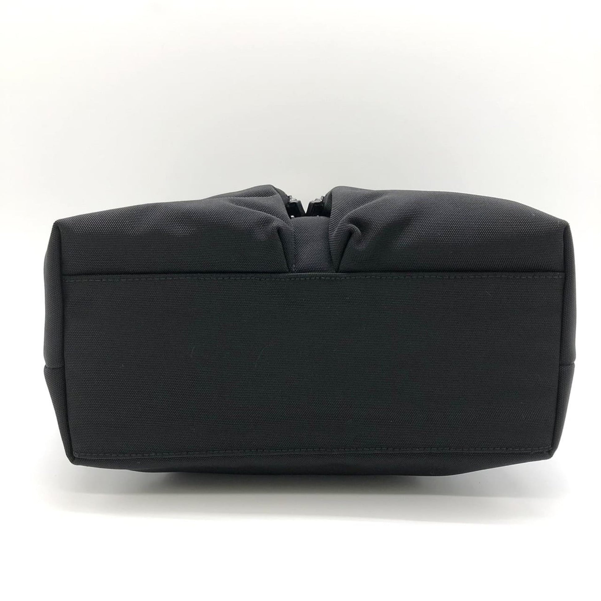Gucci Black Nylon Leather Handbag