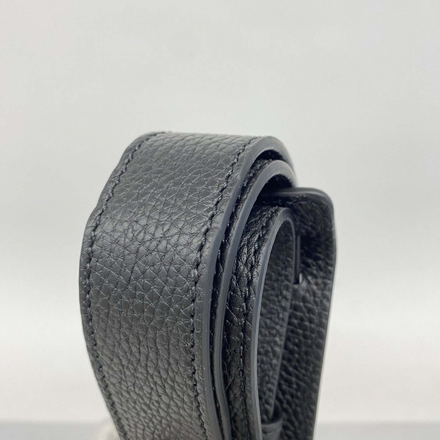 Gucci Black Leather Sling Bag