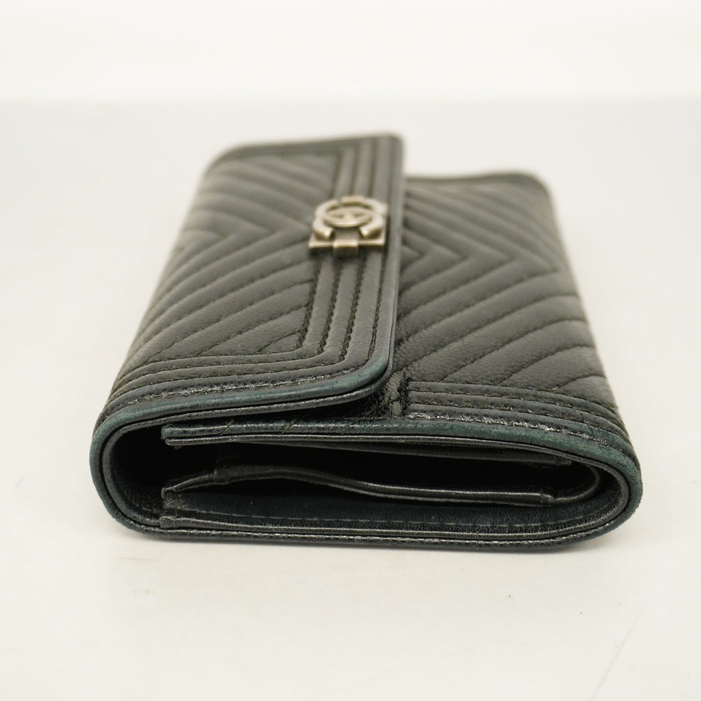 ChanelAuth  Boy  Tri-fold Wallet Silver Metal Fittings Women's Caviar
