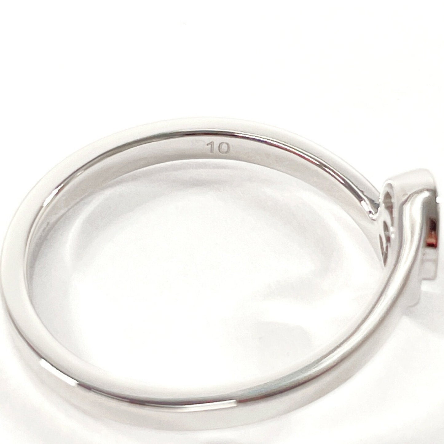 Gucci Silver White Gold (18K) Band Ring