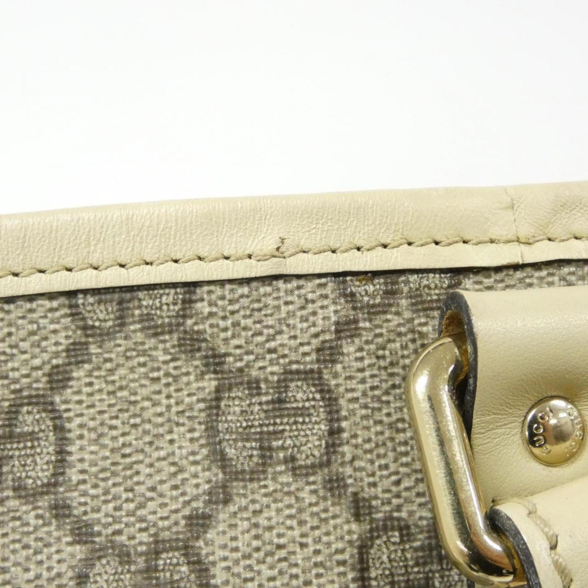 Gucci Beige Ivory Gg Plus Handbag