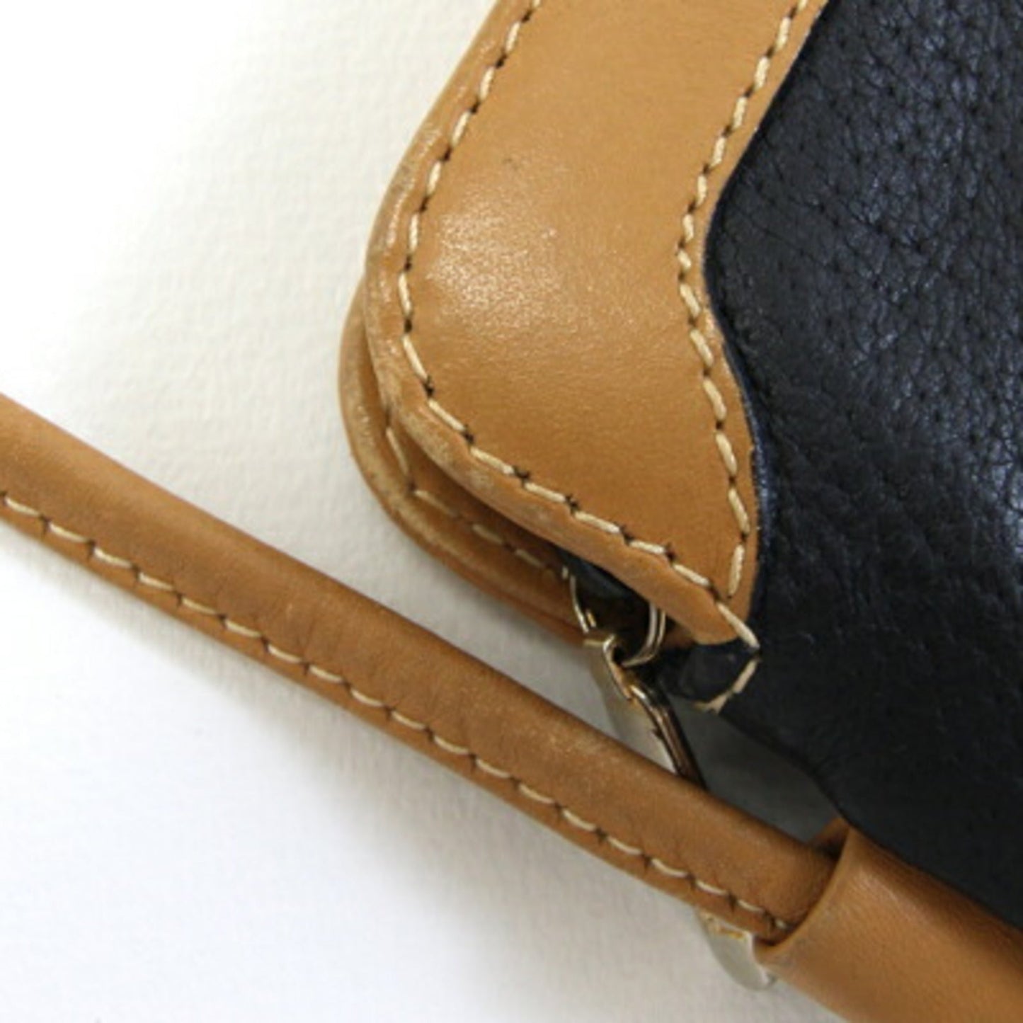 Gucci Black Light Brown Leather Pochette Shoulder Bag