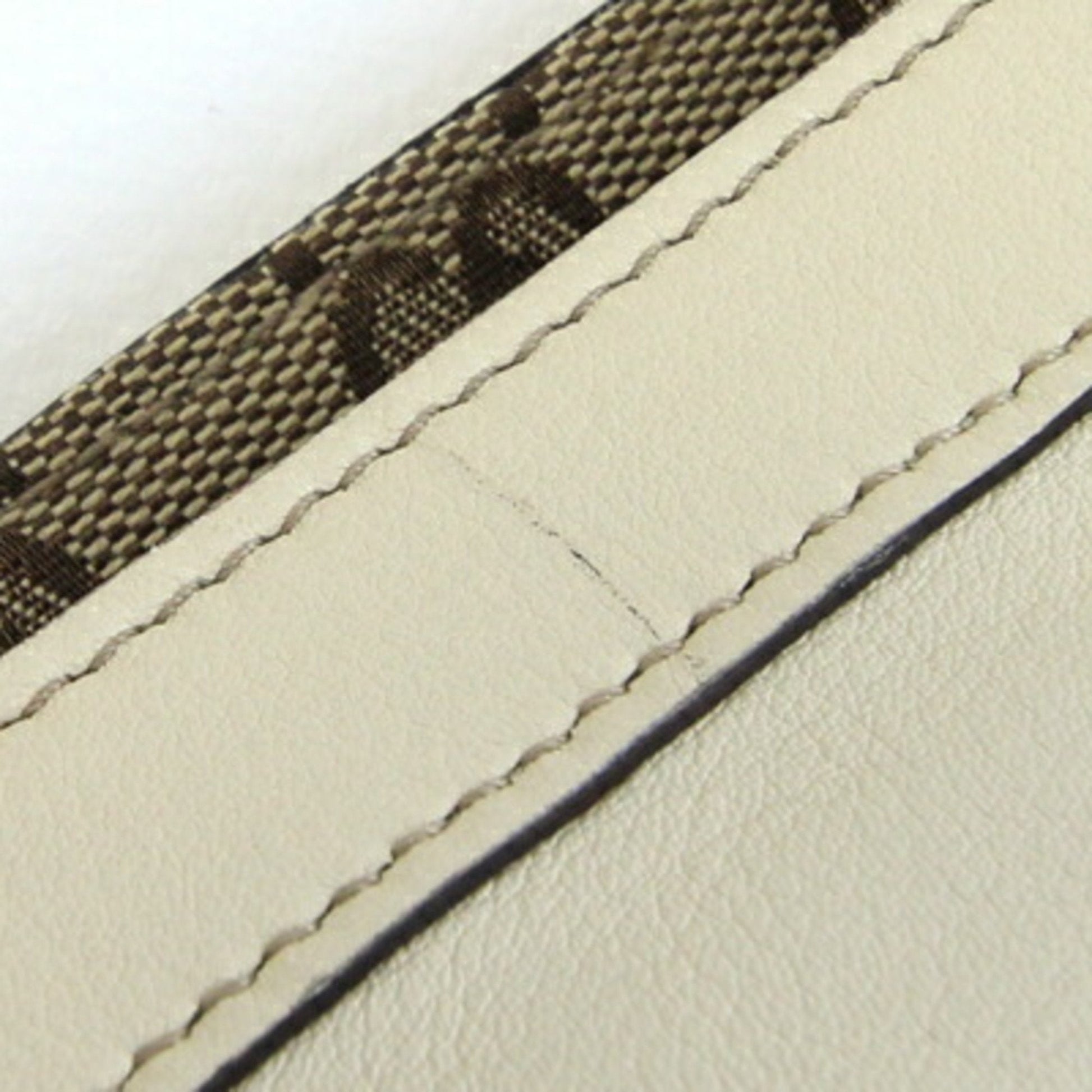 Gucci Abbey Ivory Leather Tote Bag