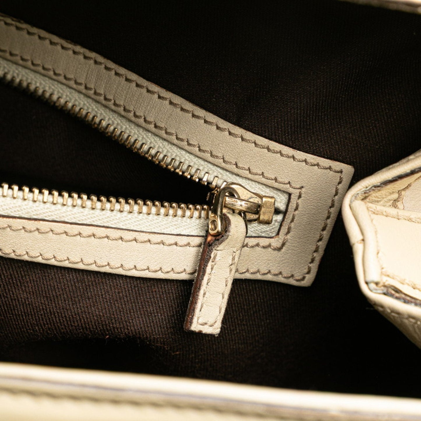 Gucci Guccissima Beige Leather Handbag