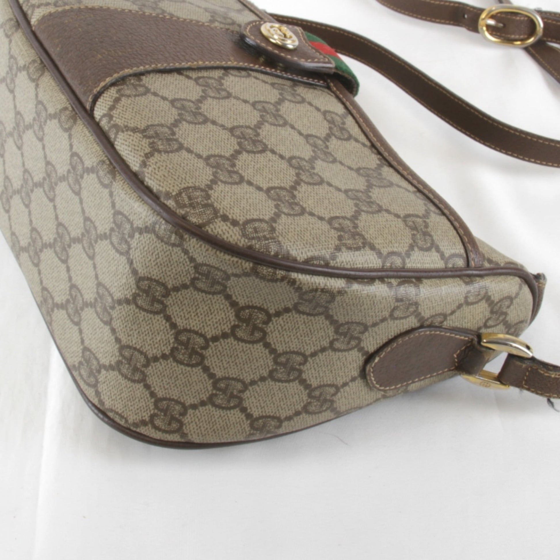 Gucci Brown Gg Supreme Shoulder Bag