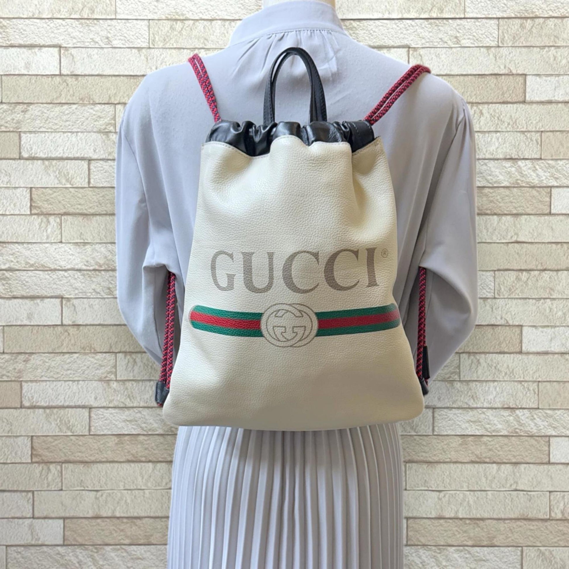 Gucci White Leather Backpack Basket