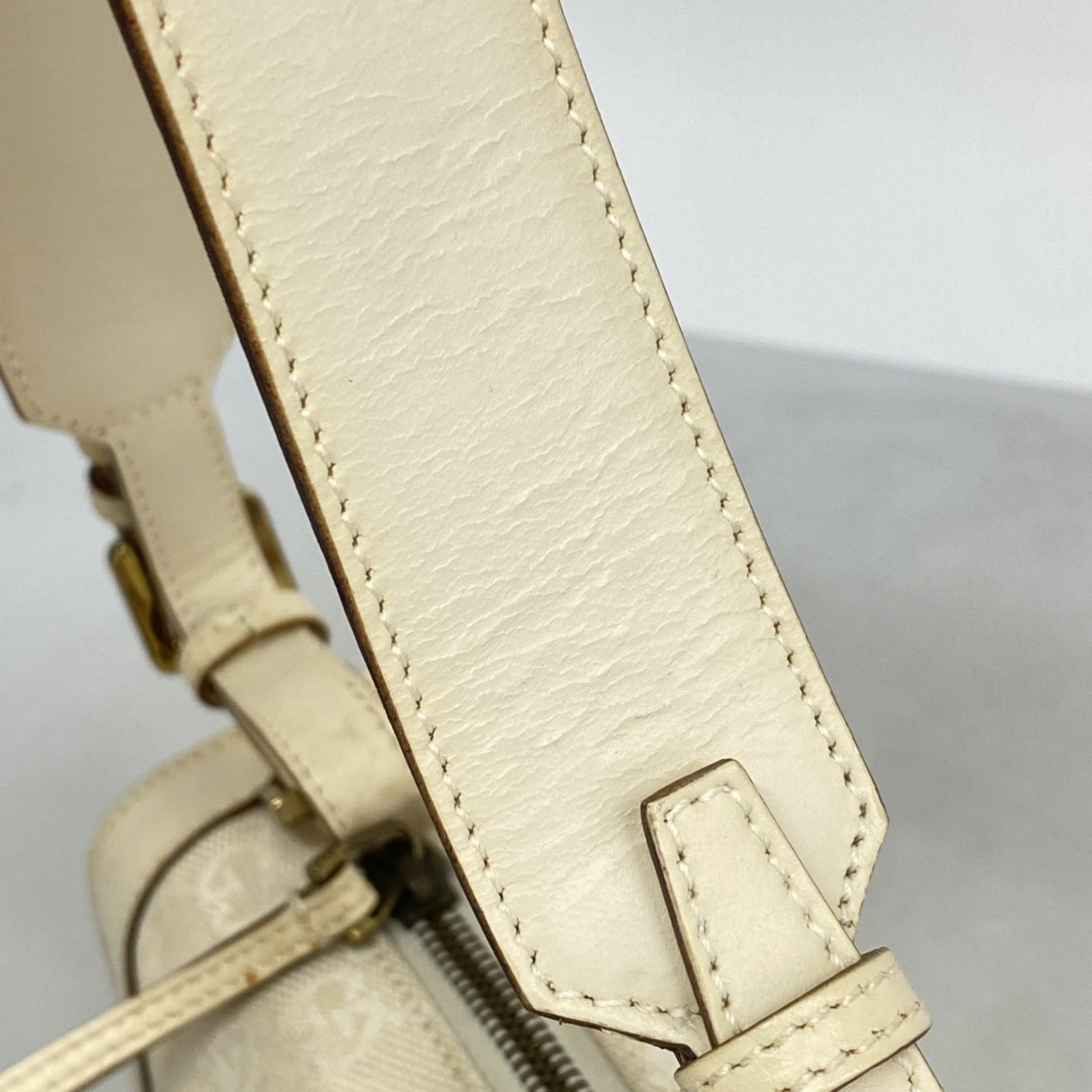 Gucci White Canvas Shoulder Bag
