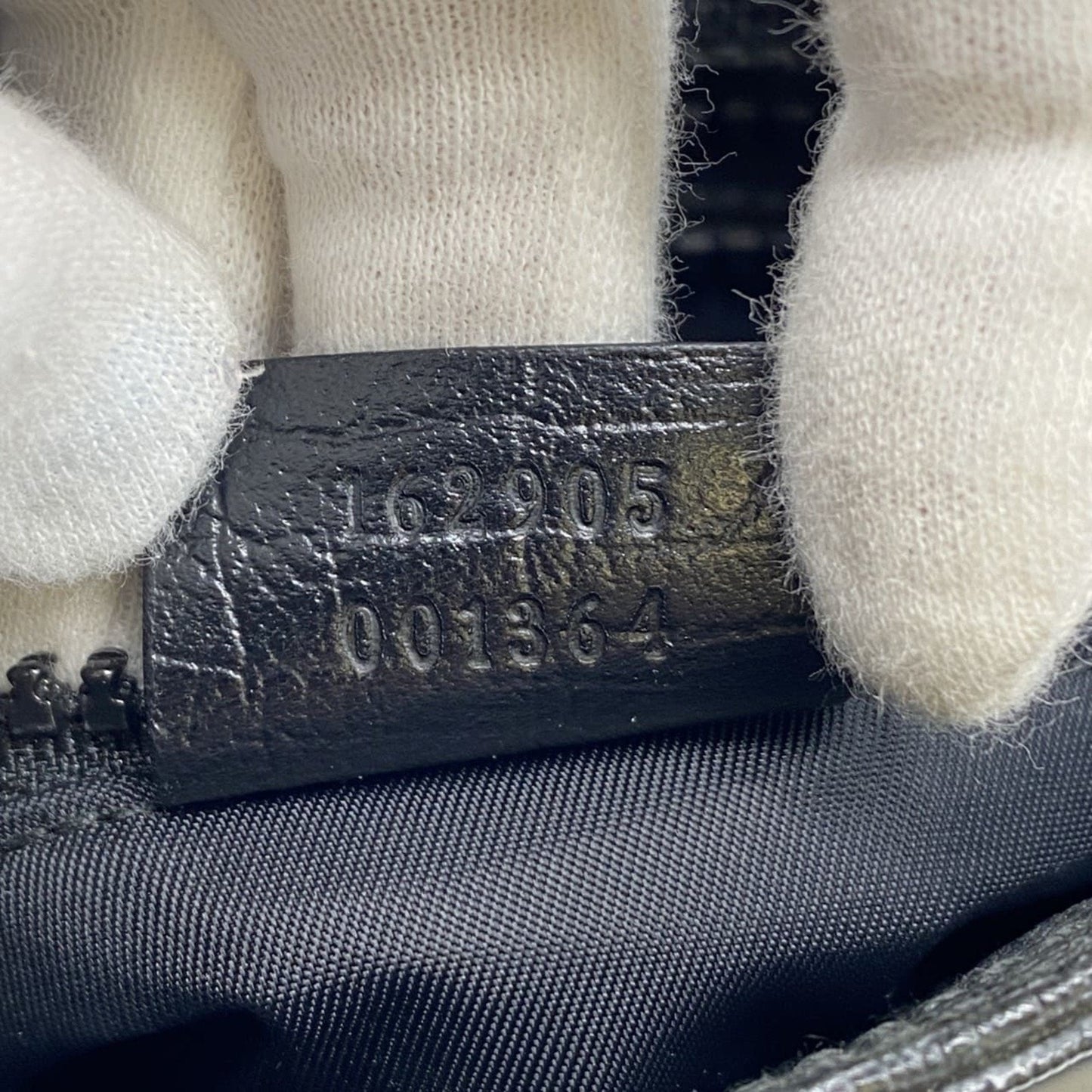 Gucci Black Gg Supreme Shoulder Bag