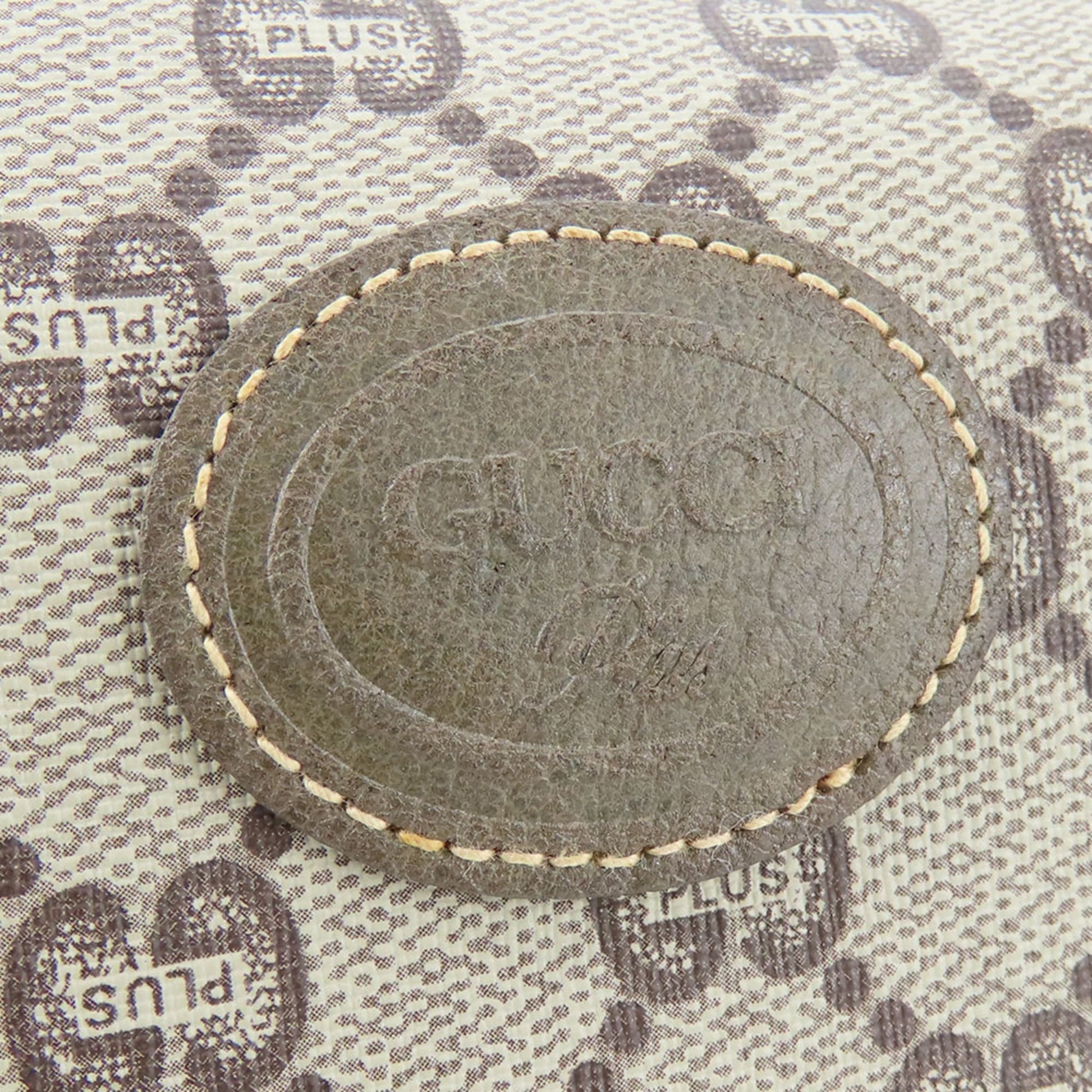 Gucci Beige Gg Plus Clutch Bag Pouch