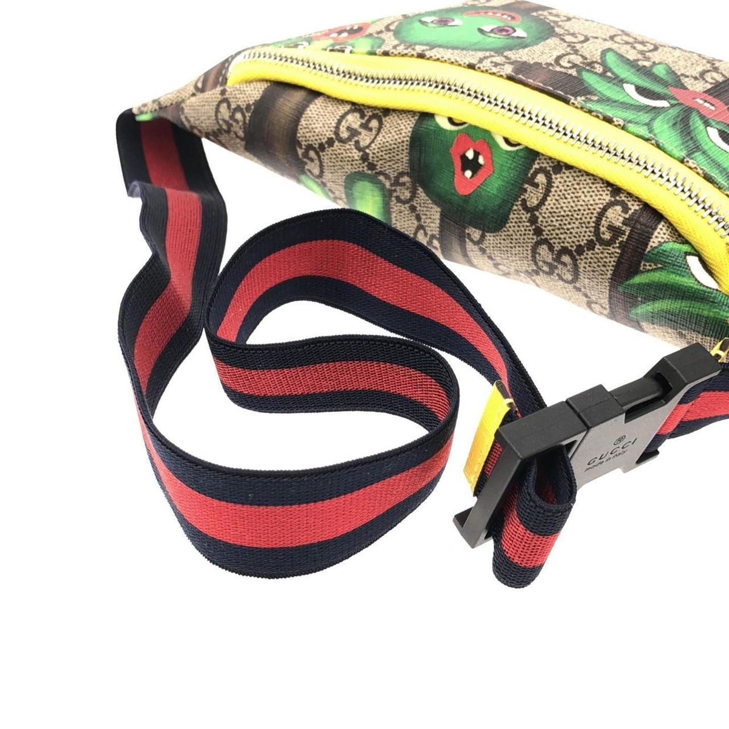 Gucci Beige Green Yellow Gg Supreme Fanny Pack