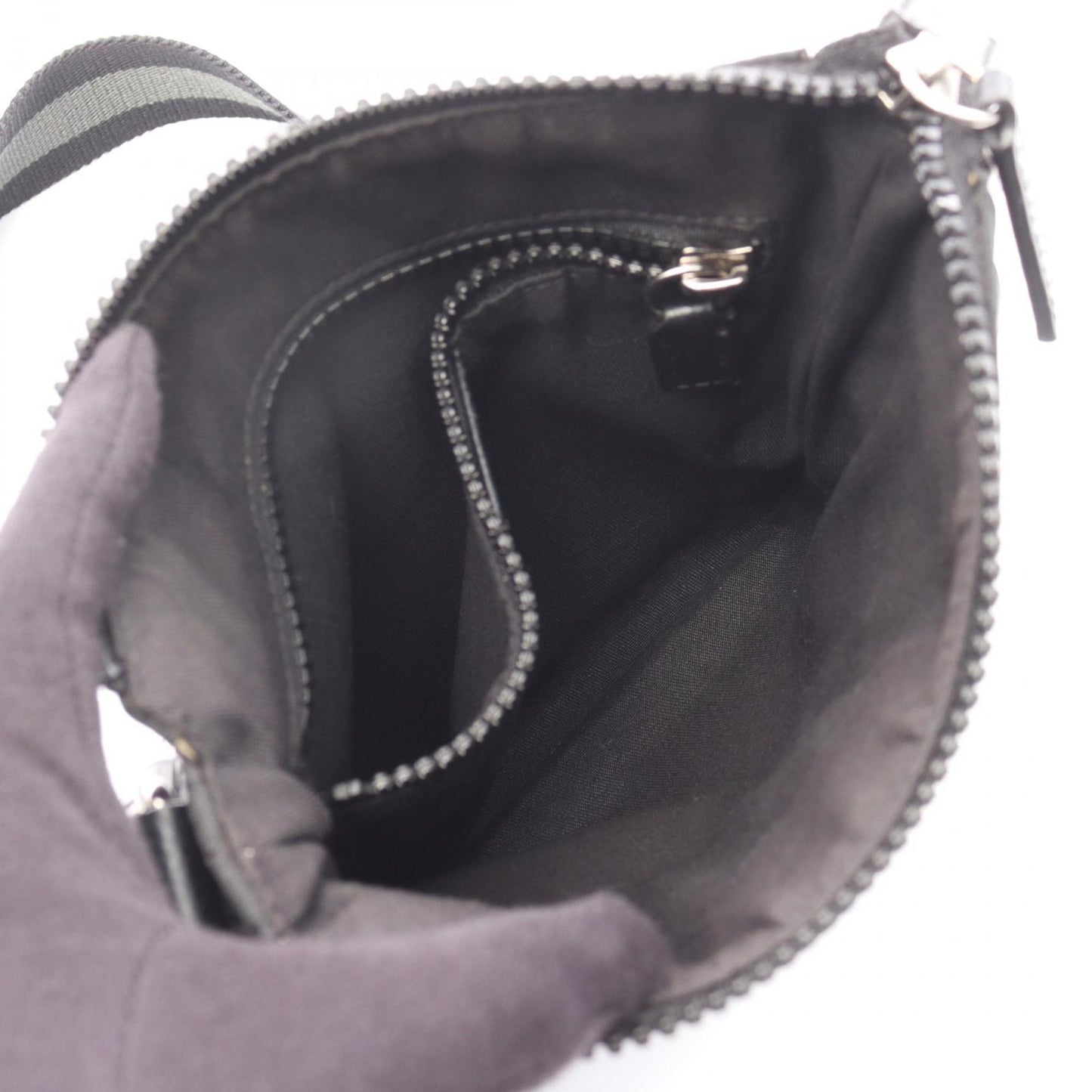 Gucci Black Nylon Leather Shoulder Bag