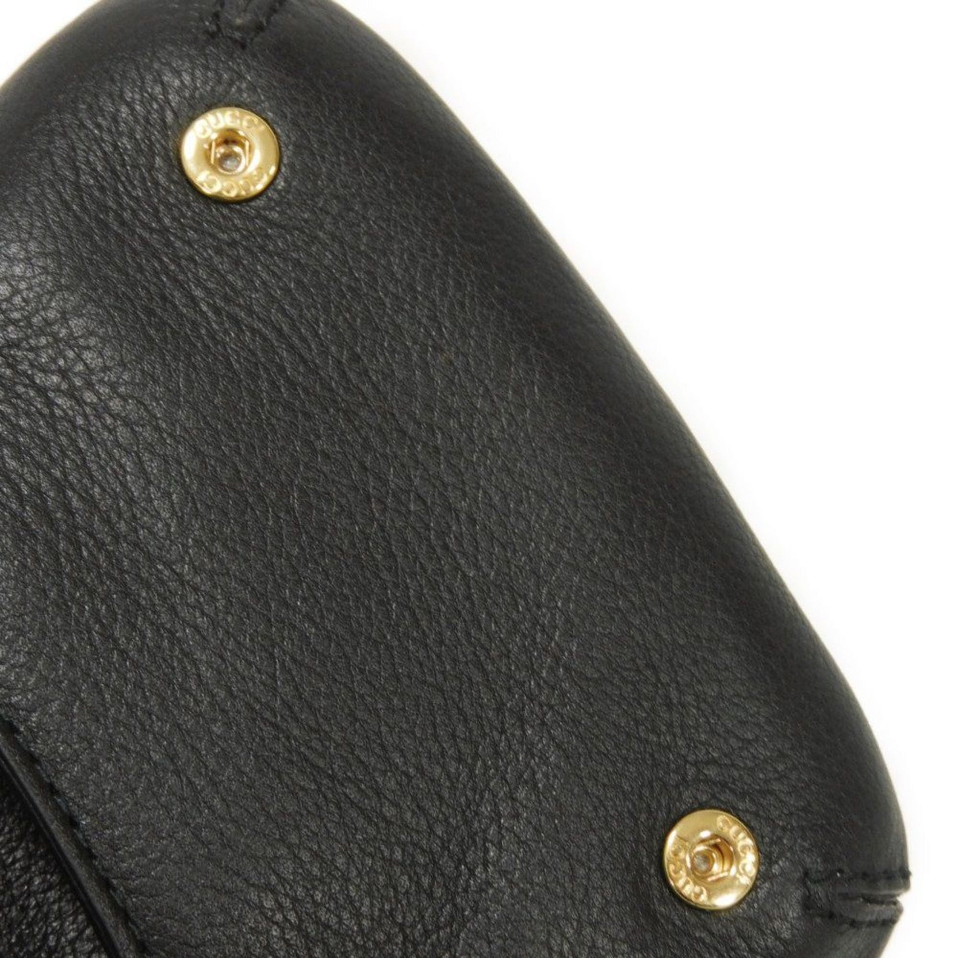 Gucci Black Leather Shoulder Bag