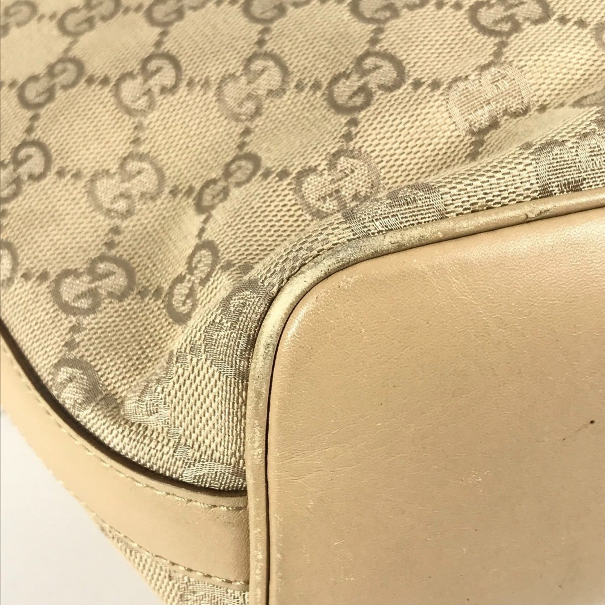 Gucci Beige Gg Canvas Shoulder Bag