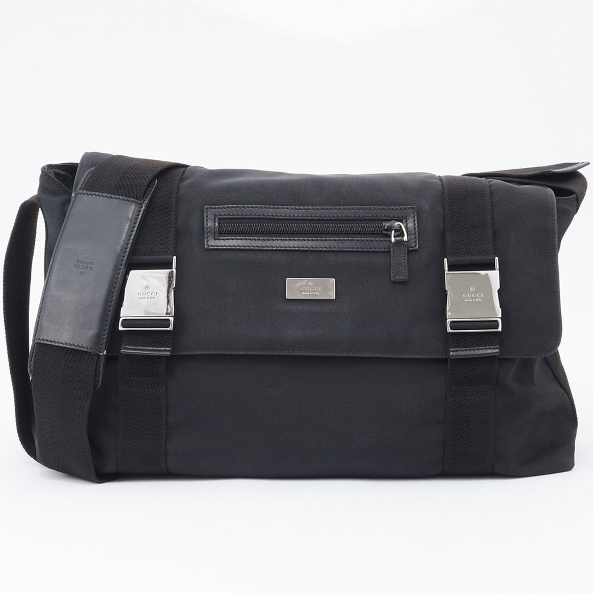 Gucci Black Nylon Messenger Bag Shoulder Bag
