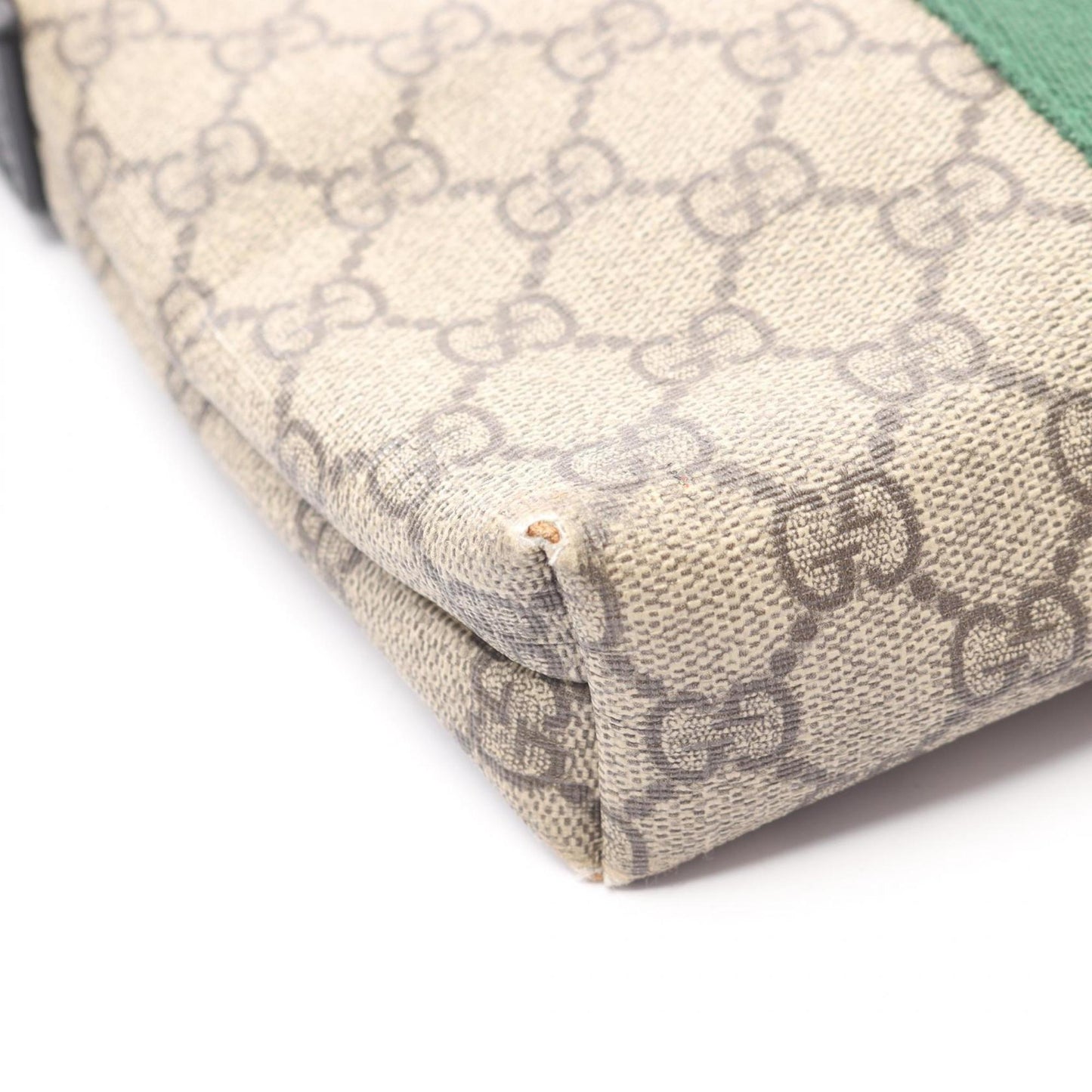 Gucci Beige Multi-Color Gg Supreme Leather Shoulder Bag