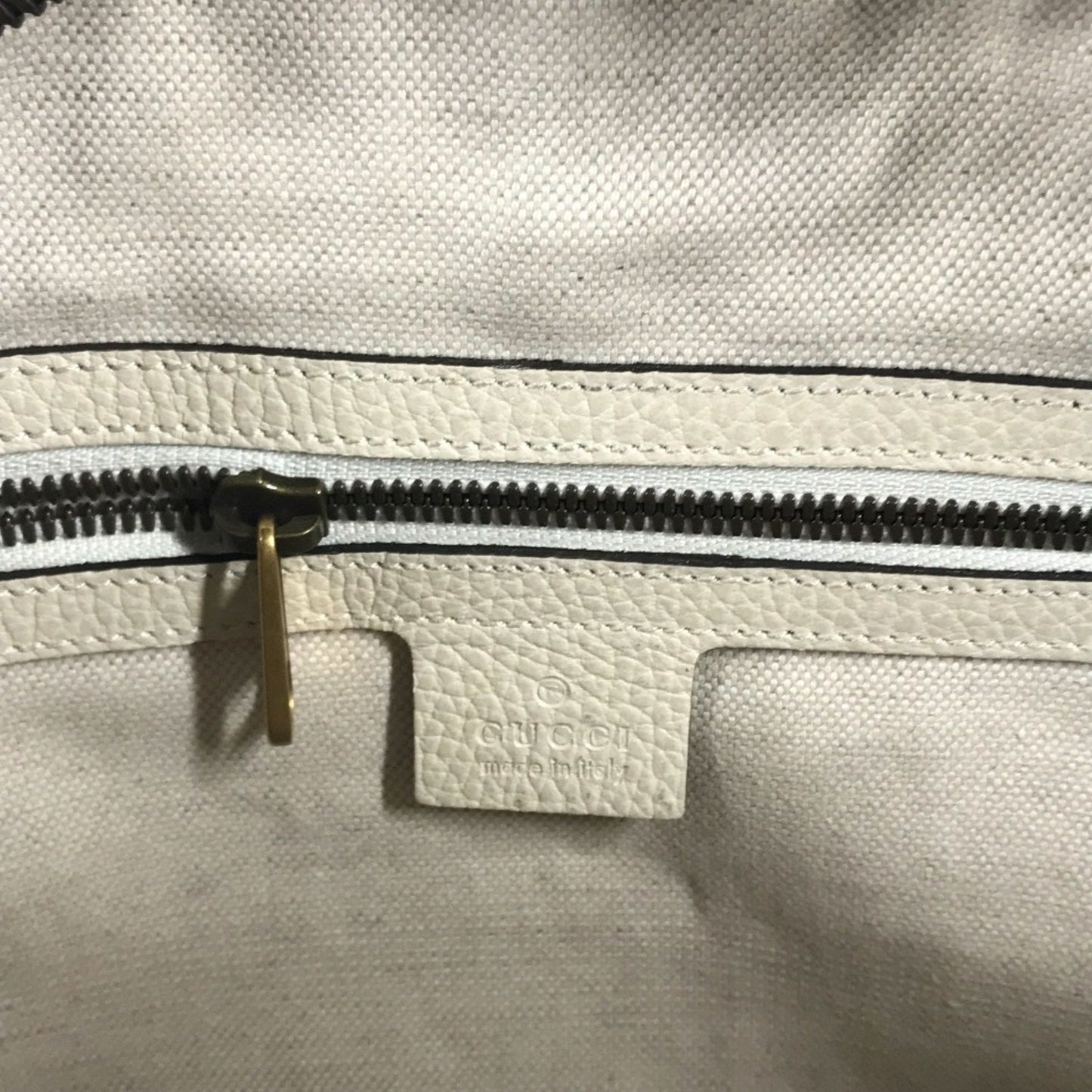 Gucci White Leather Messenger Bag Shoulder Bag