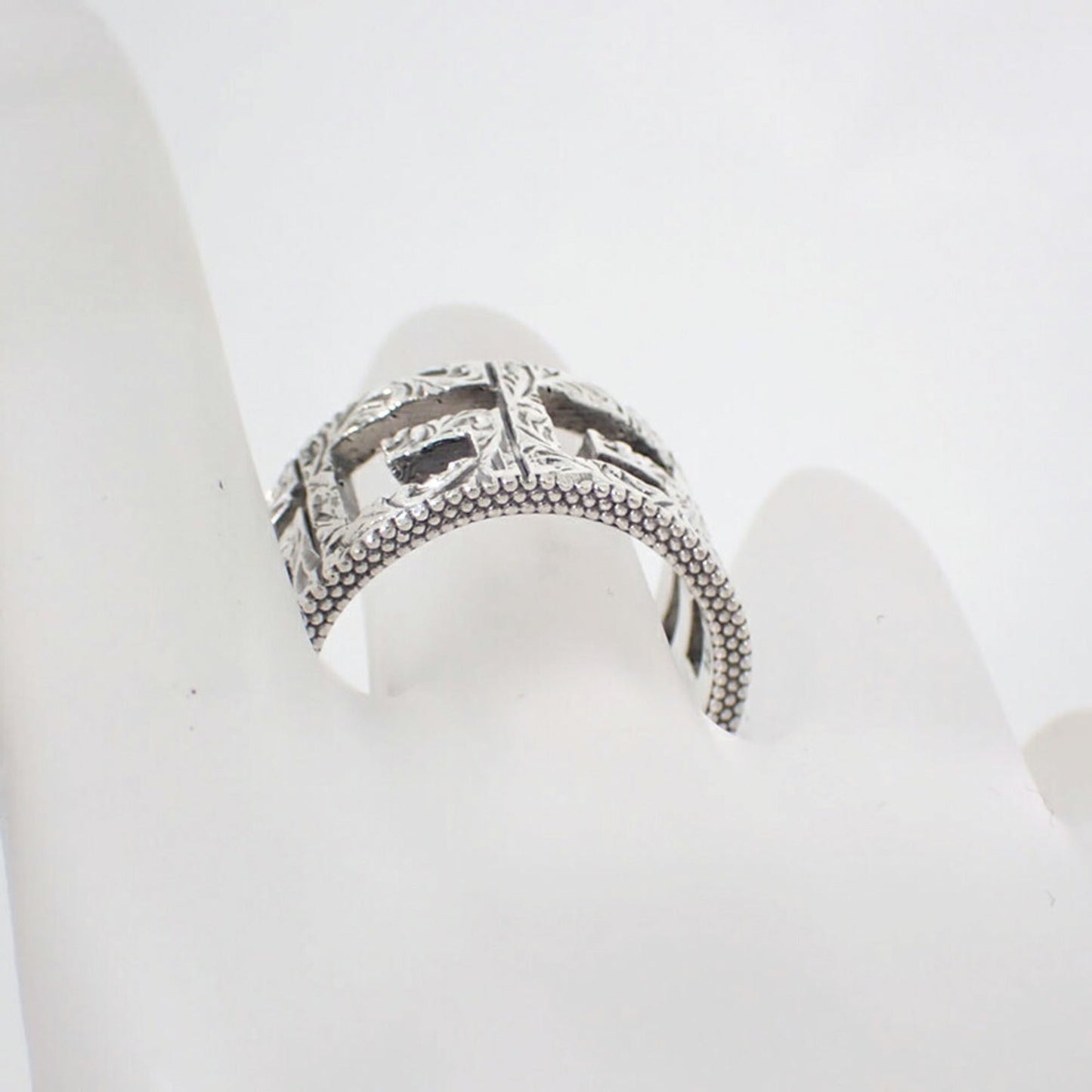 Gucci Silver Sterling Silver 925 Band Ring