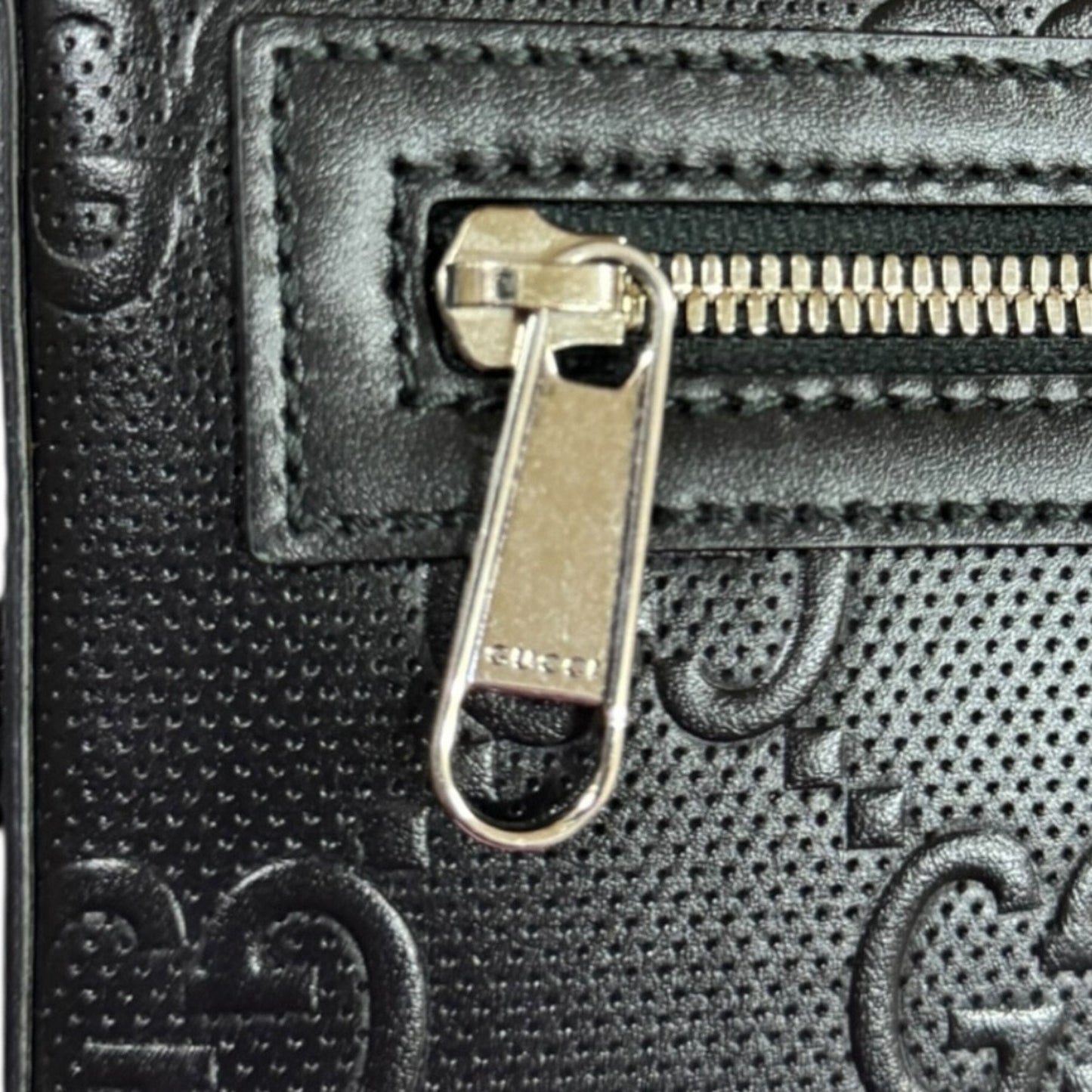 Gucci Black Leather Shoulder Bag