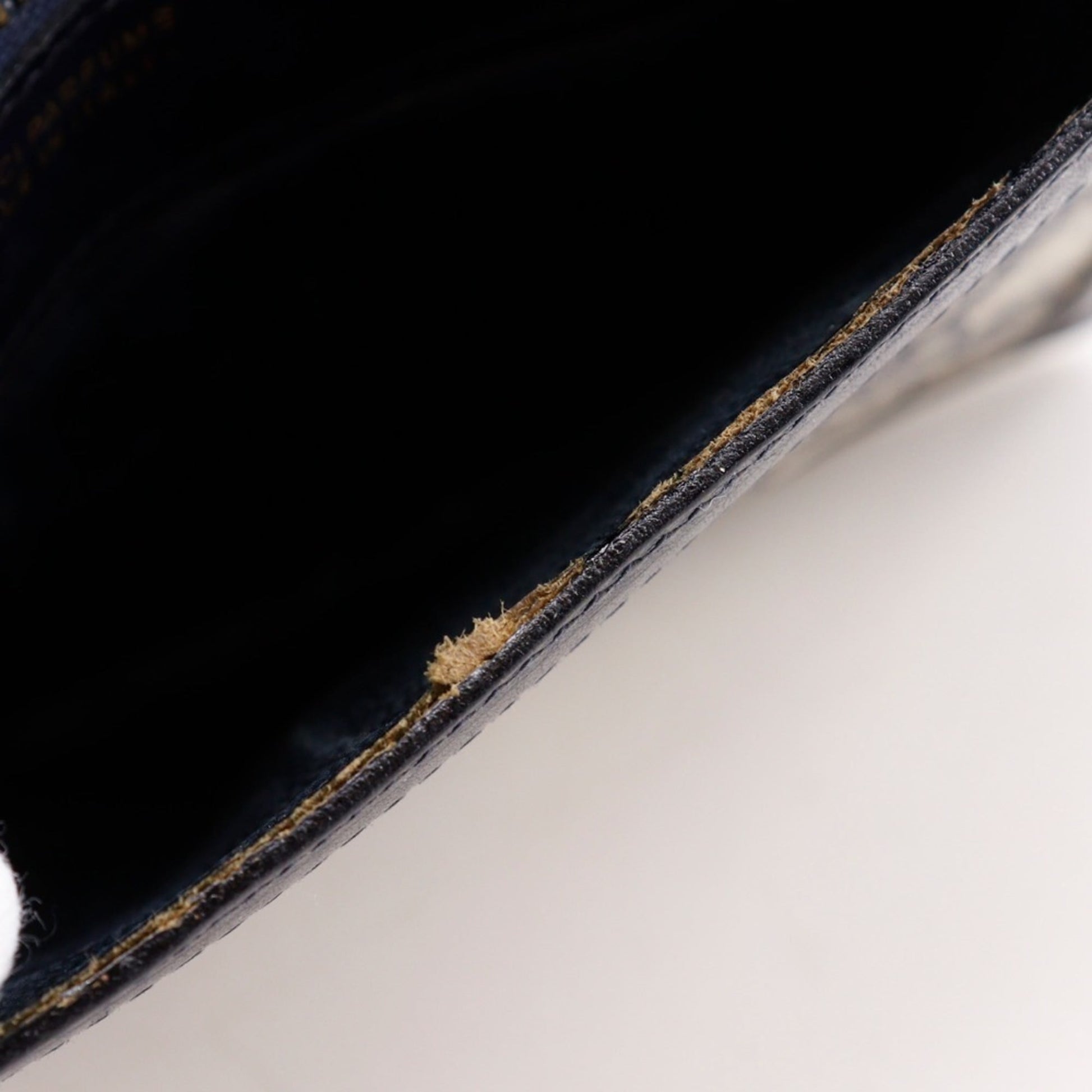 Gucci Navy Gg Supreme Pouch