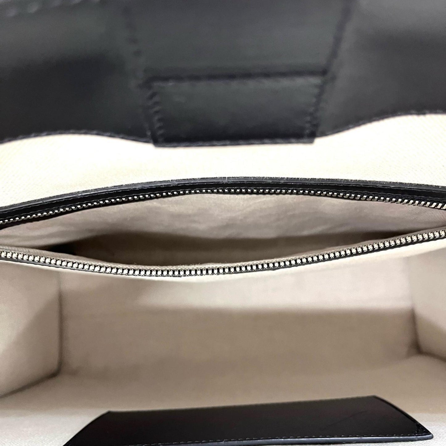 Gucci Black Leather Handbag