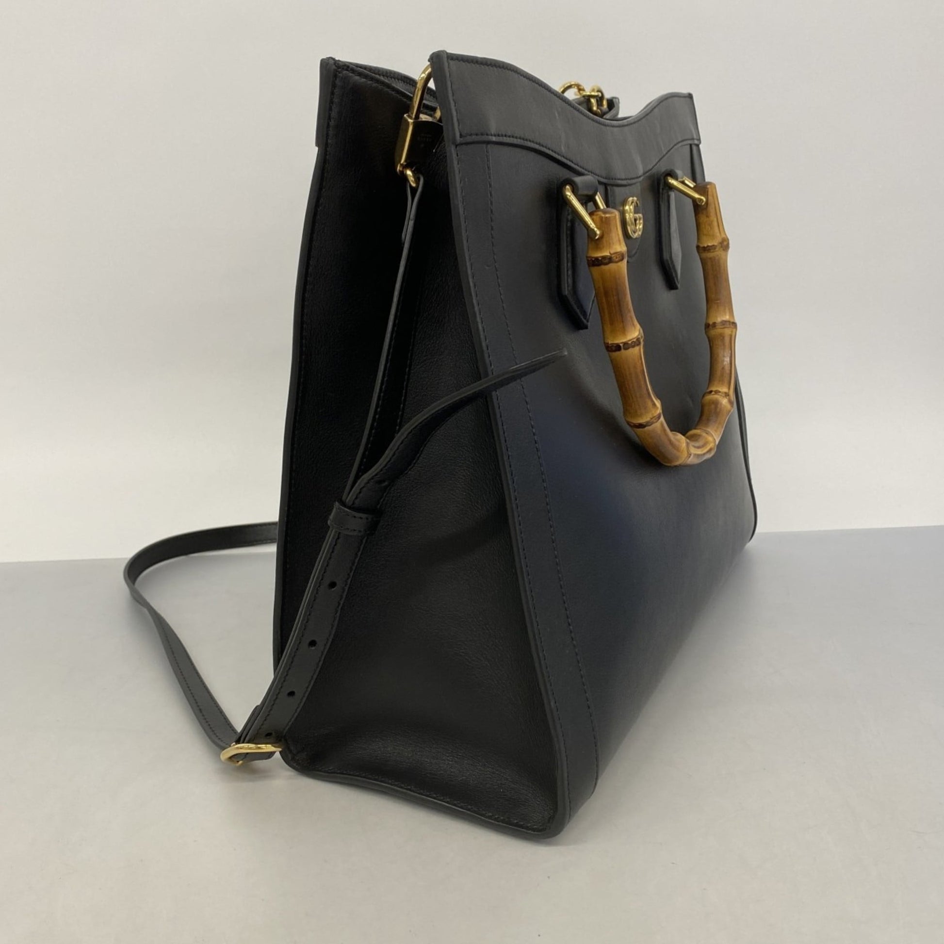 Gucci Black Leather Handbag