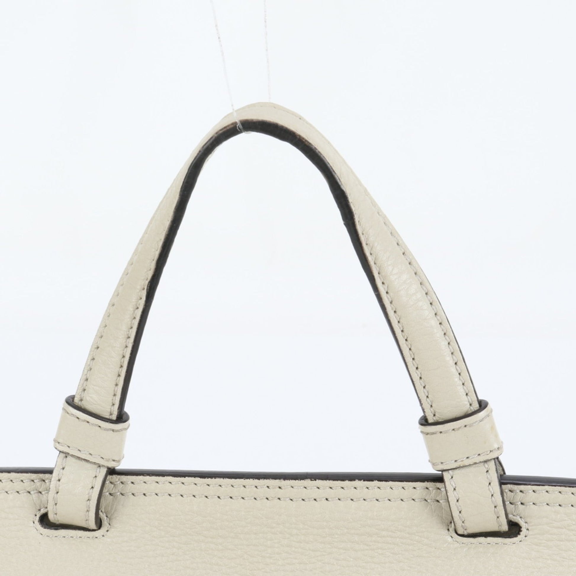 Gucci Ivory Leather Shoulder Bag
