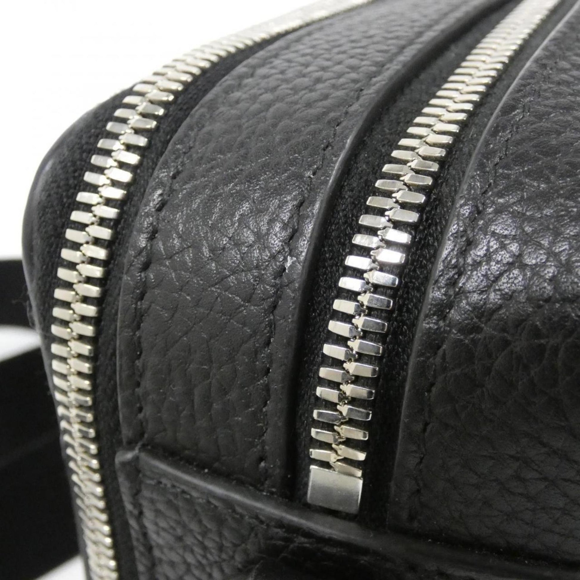 Gucci Black Gg Leather Shoulder Bag