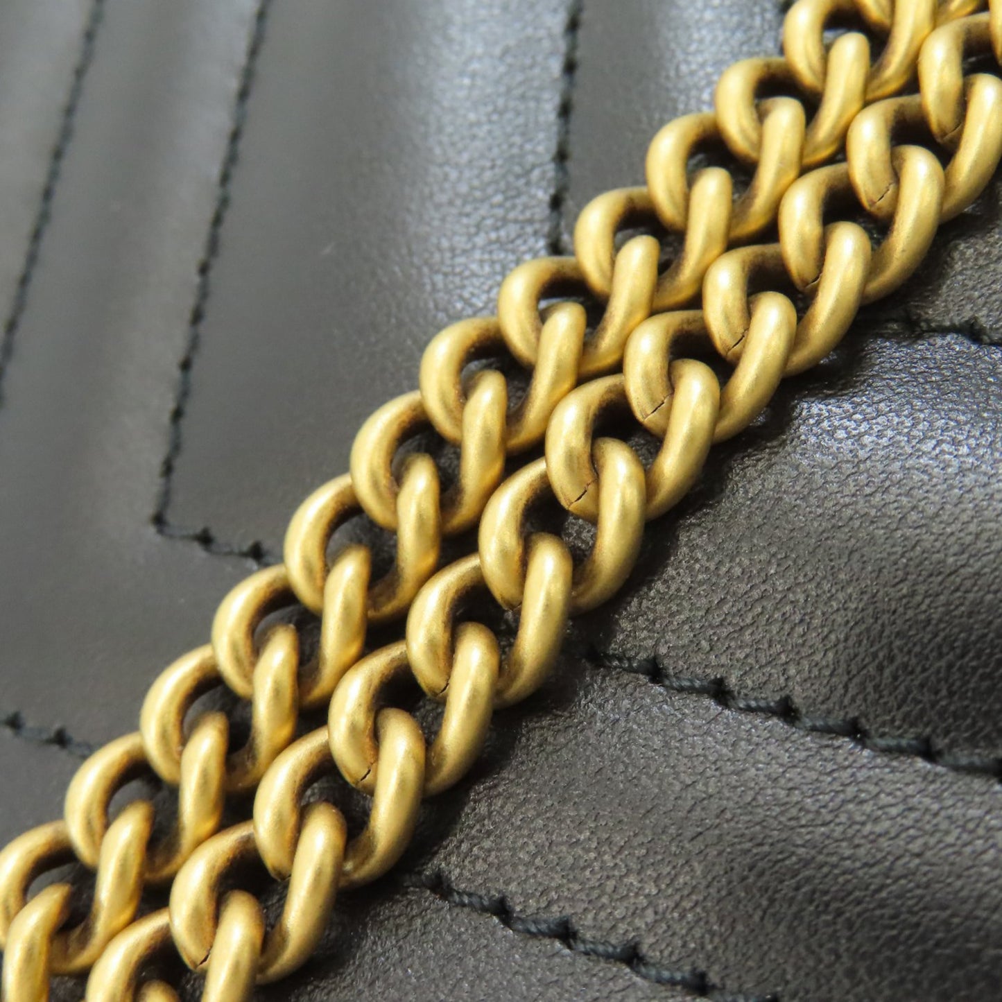 Gucci Black Leather Shoulder Bag