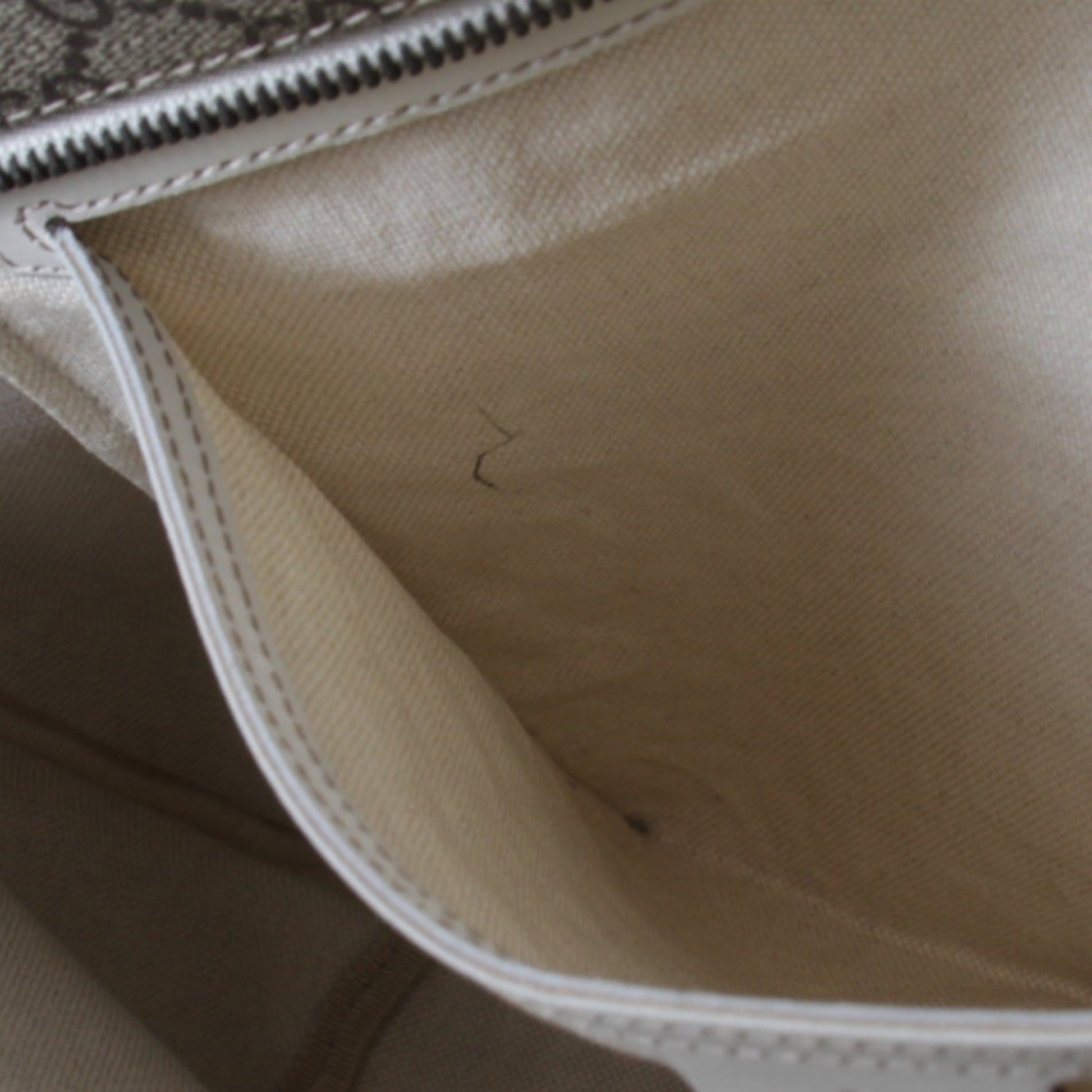 Gucci Brown Gg Supreme Tote Bag