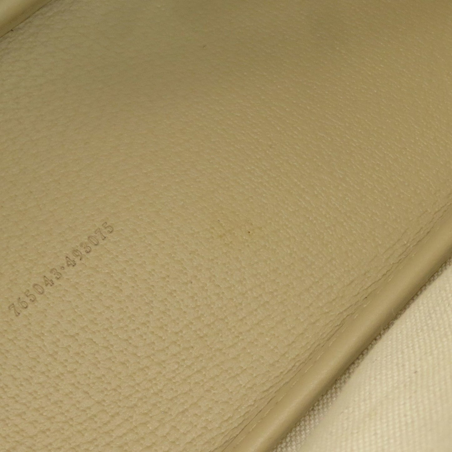 Gucci Beige Gg Supreme Handbag