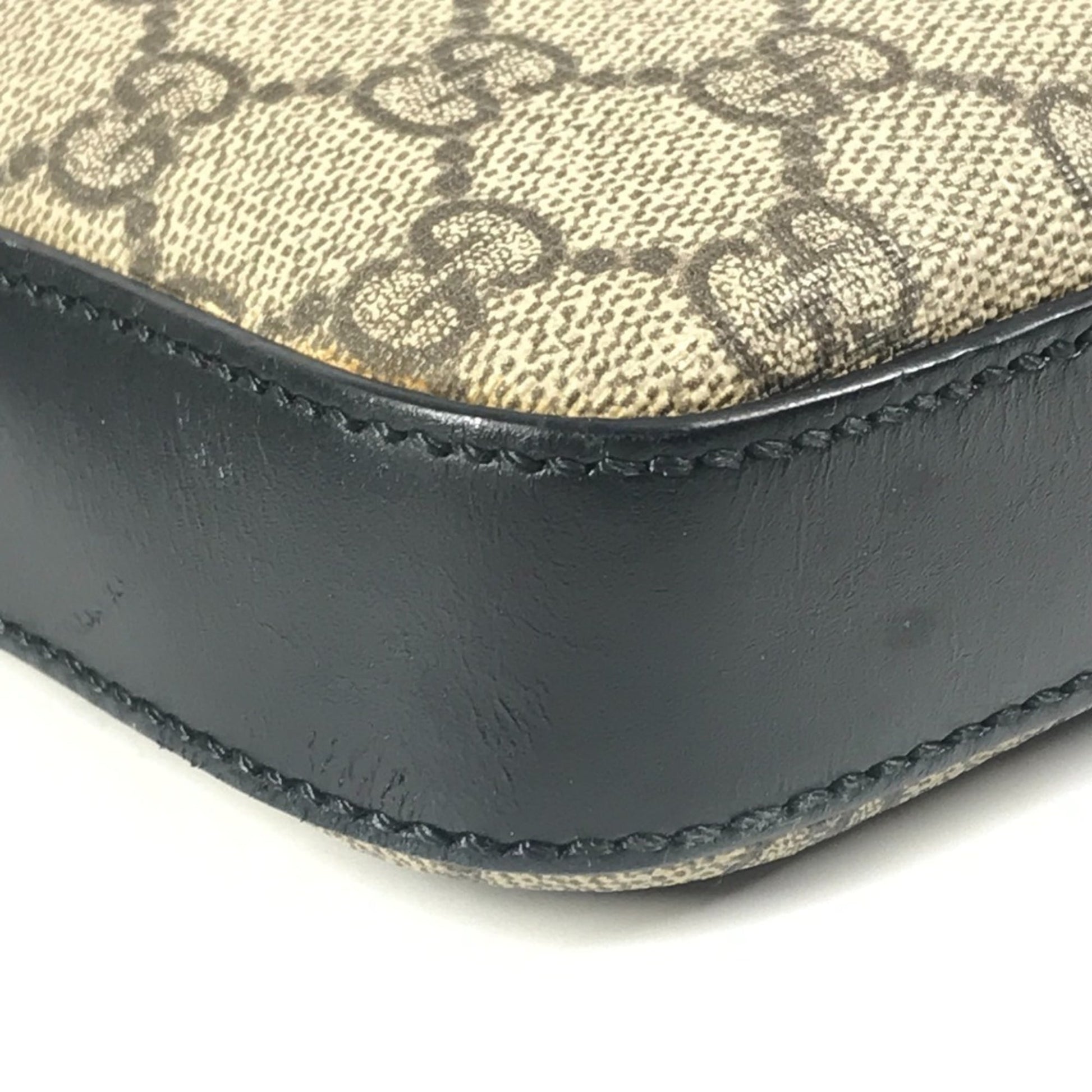 Gucci Beige Black Gg Supreme Leather Messenger Bag Shoulder Bag