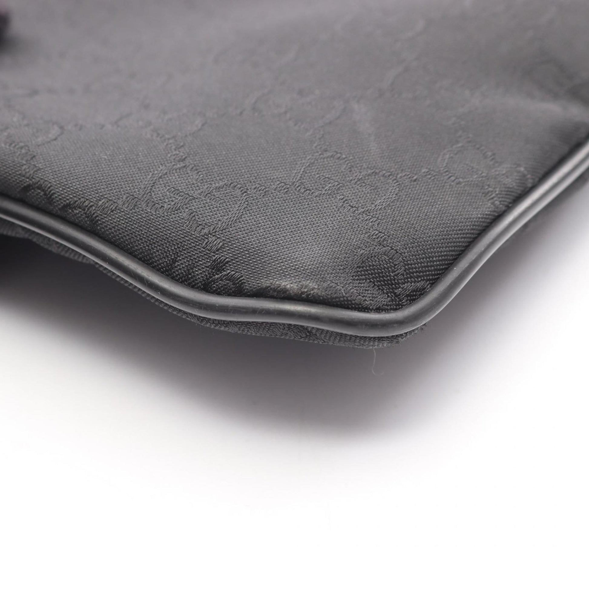Gucci Black Nylon Leather Shoulder Bag