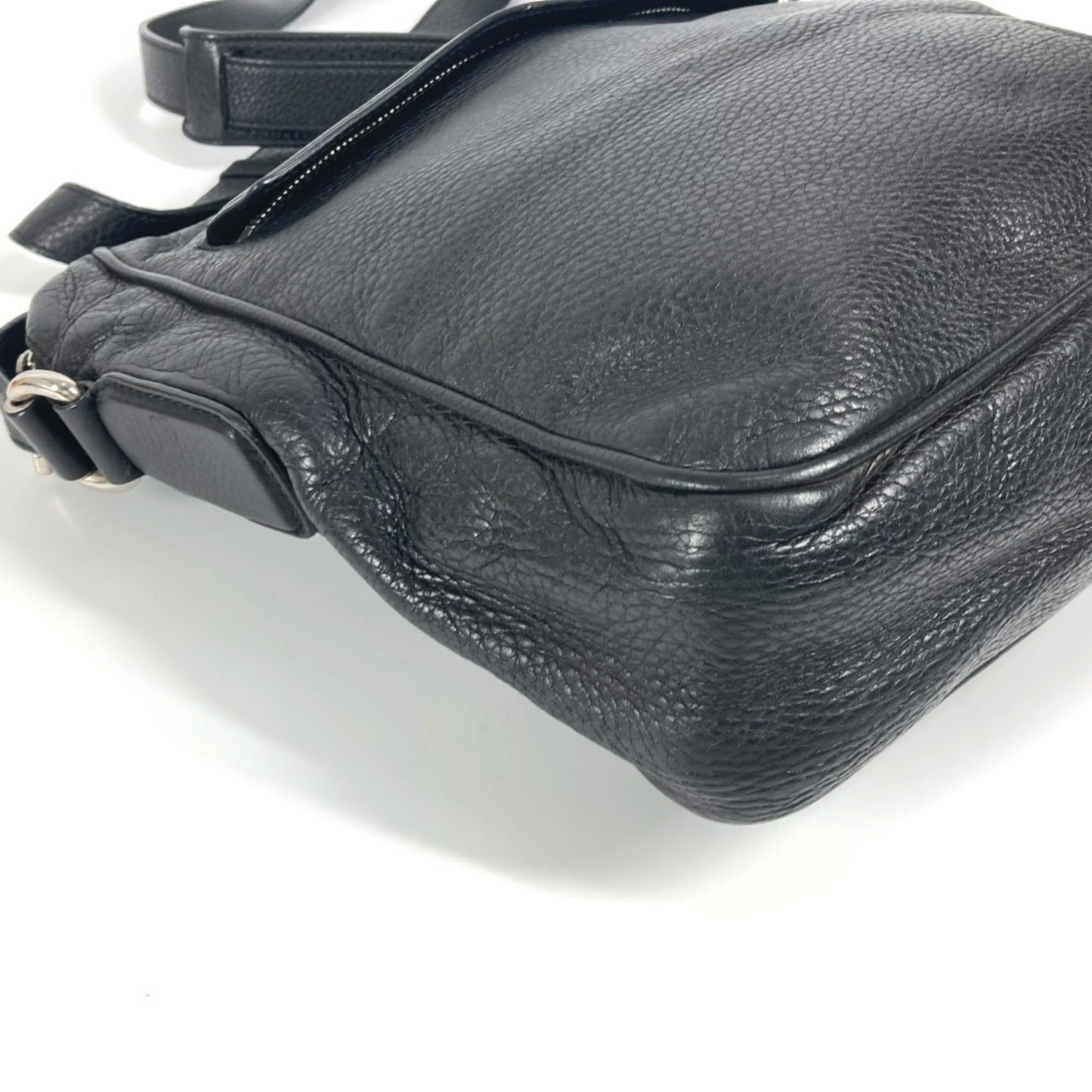 Gucci Black Leather Pochette Shoulder Bag