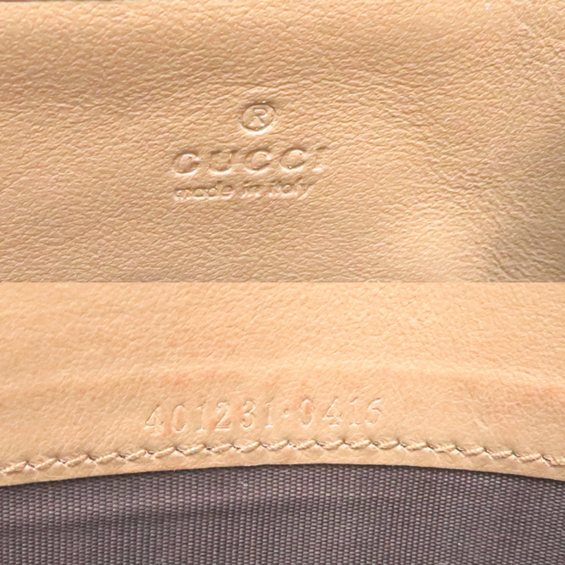 Gucci Beige Gg Supreme Shoulder Bag