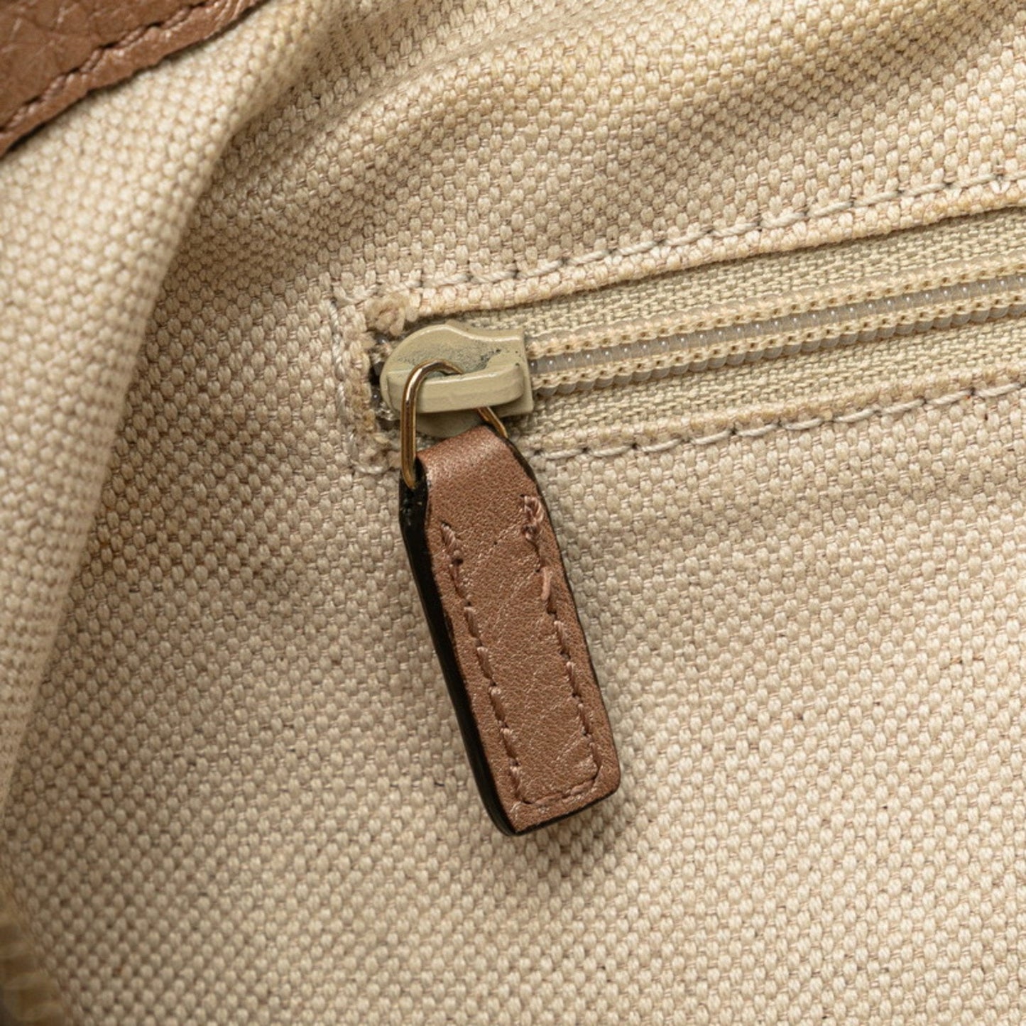 Gucci Sukey Beige Pink Beige Leather Handbag Shoulder Bag